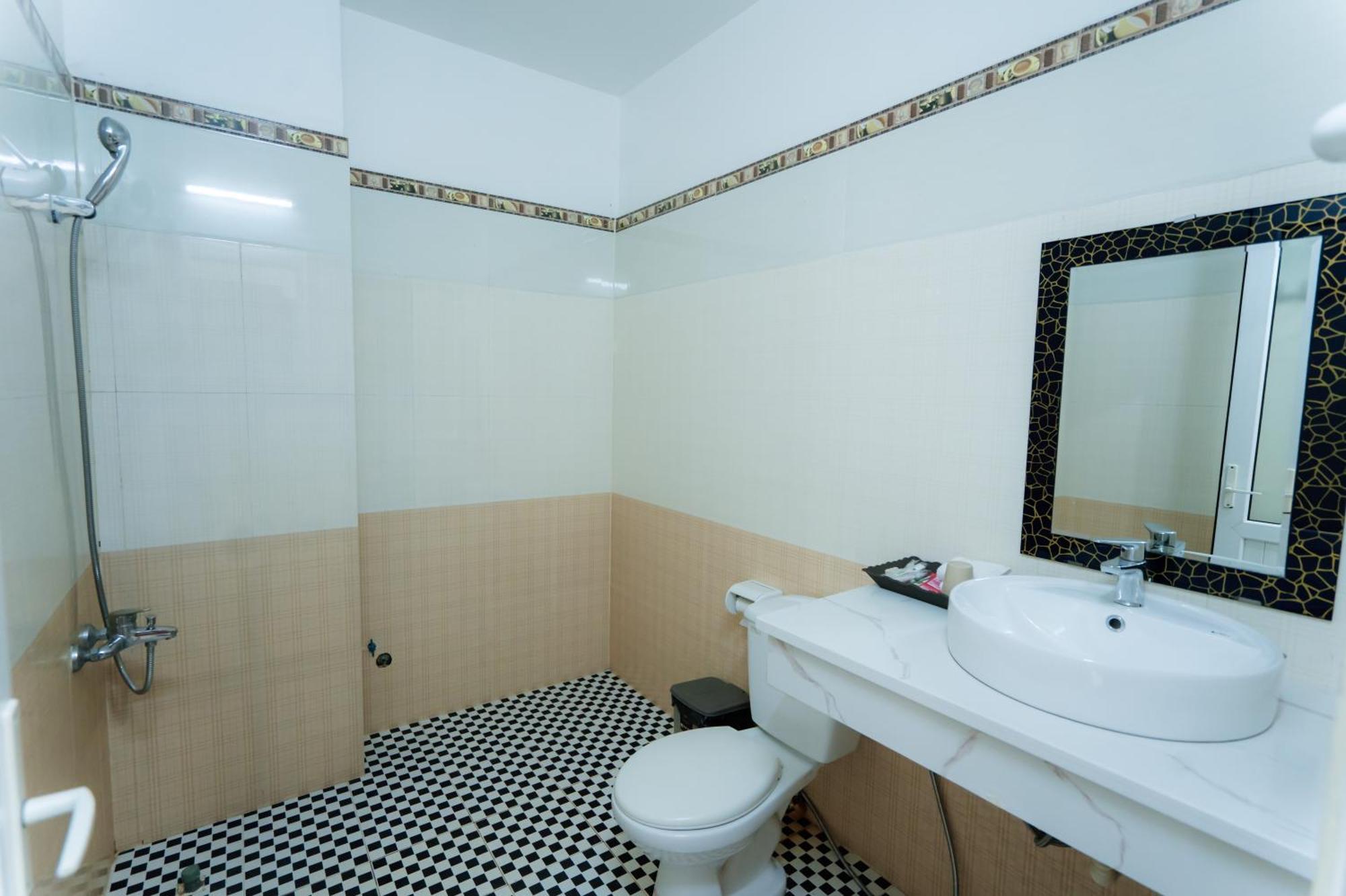 Hotel Khach San Htc Tuan Chau *