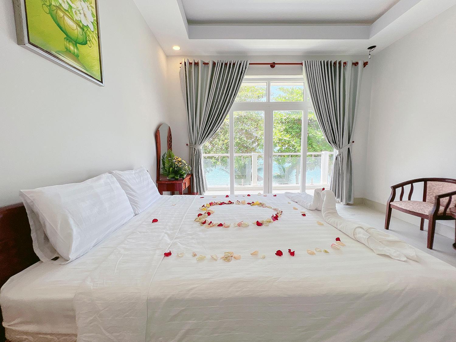 Sand Beach Resort 3*