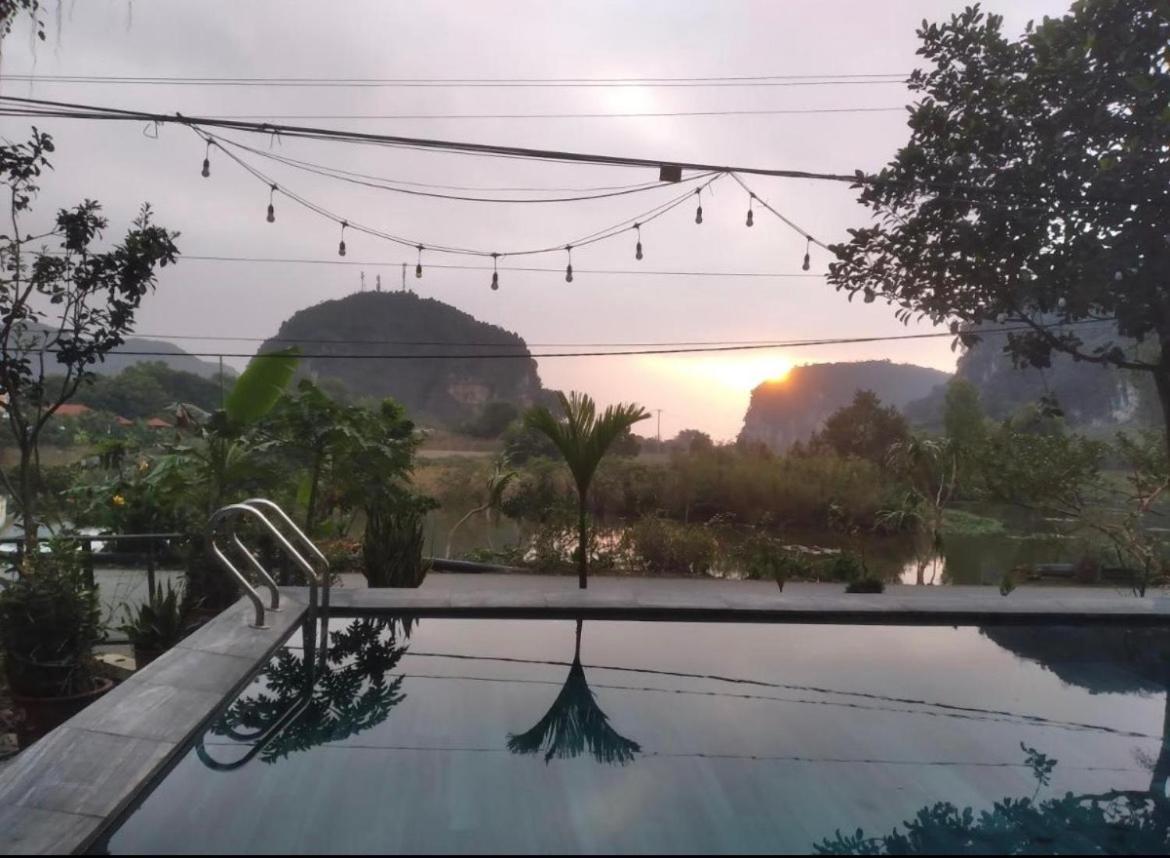 Tam Coc Lakeside Homestay *
