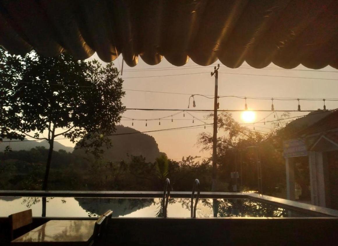 Homestay Tam Coc Lakeside Ninh Binh