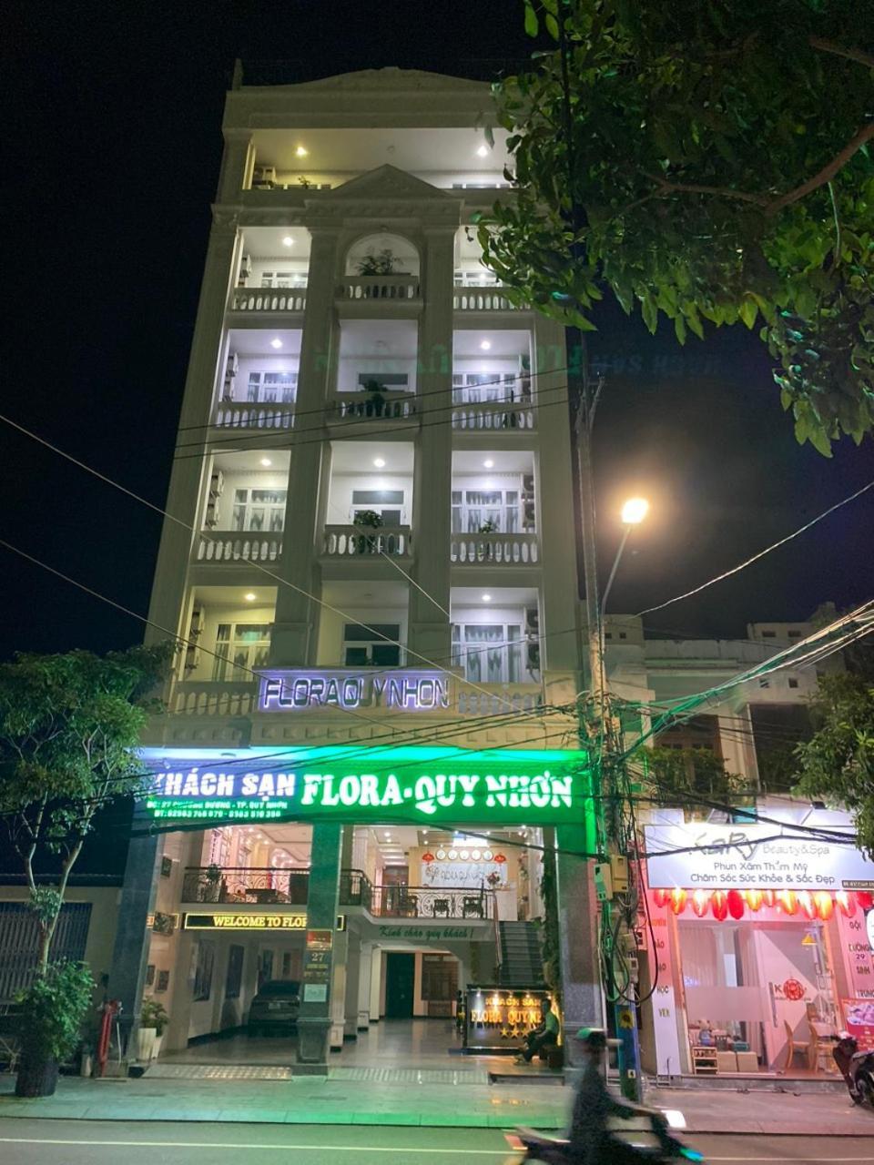 Hotel Flora