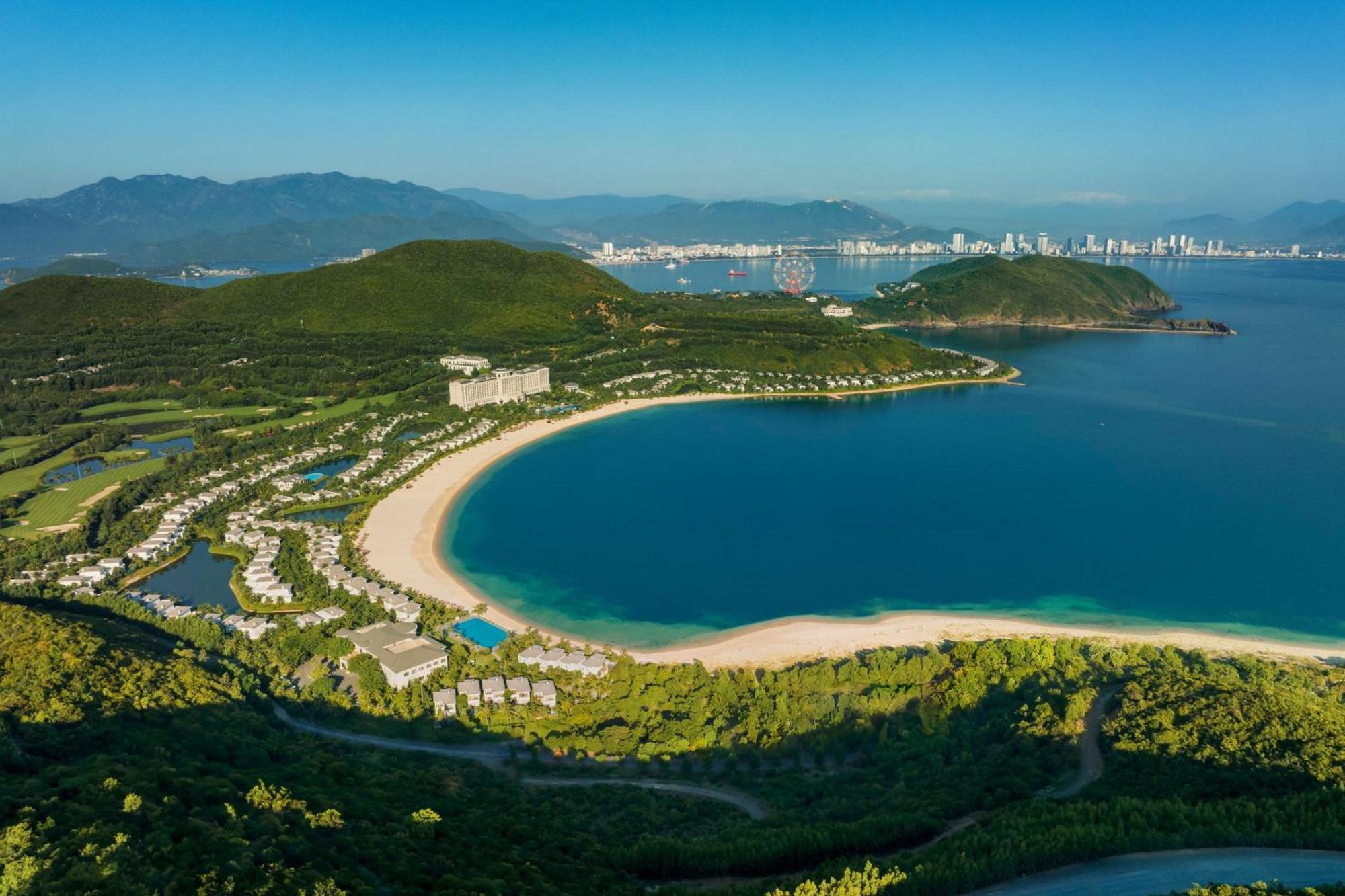Khu nghỉ mát Vinpearl Discovery Sealink