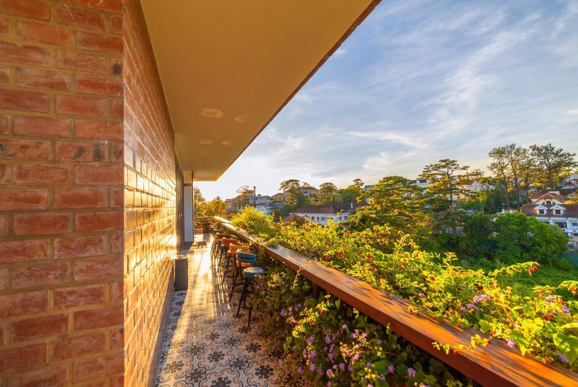 Hotel Brick House