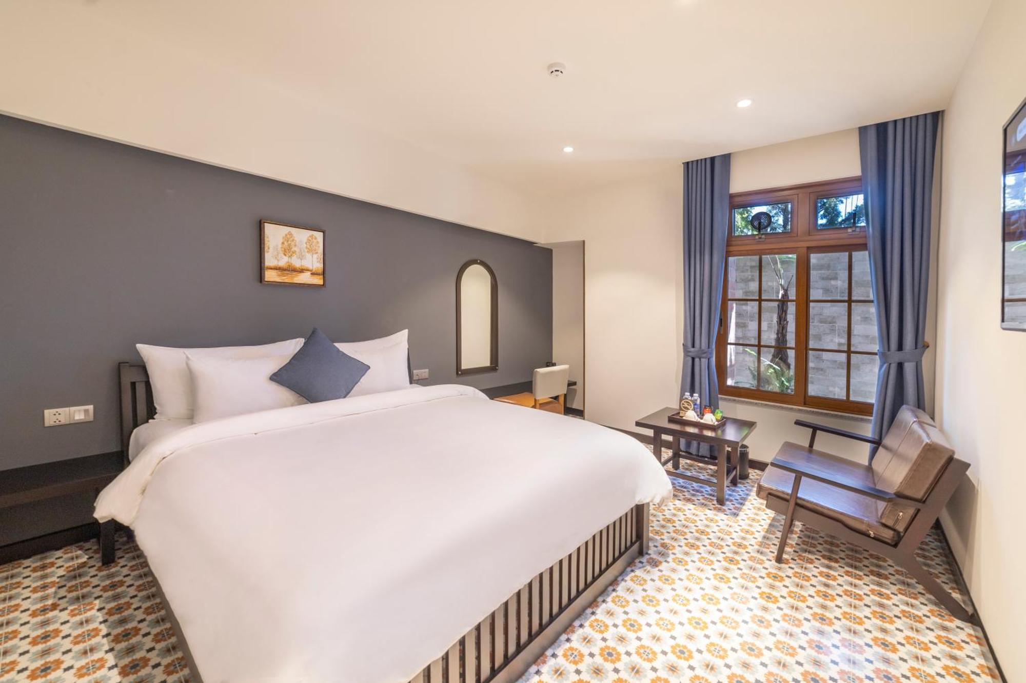 Hotel Brick House 3*
