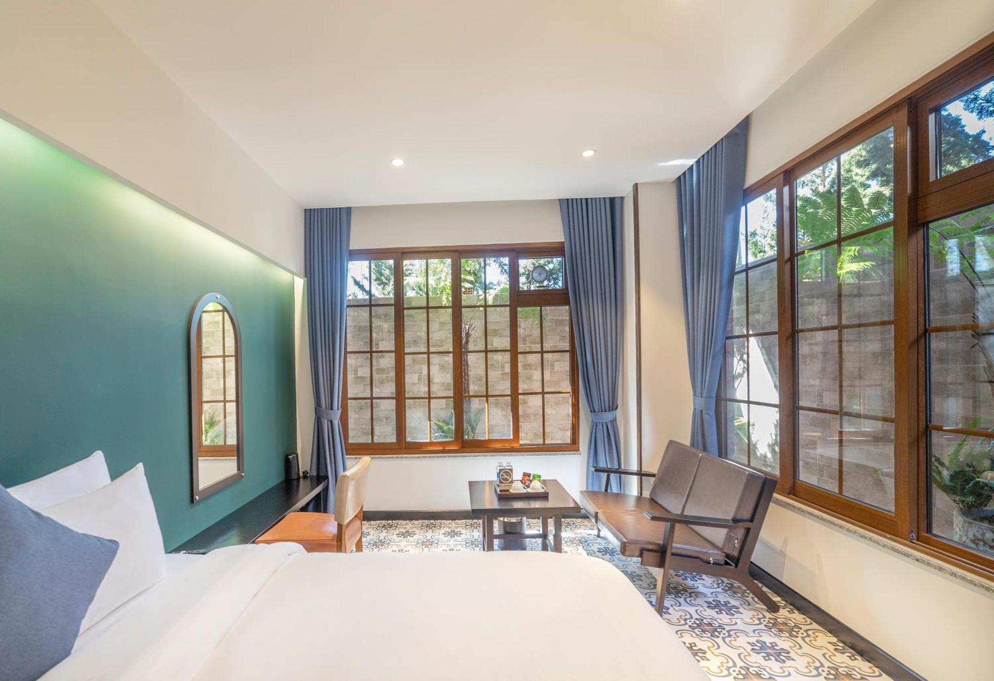 Hotel Brick House Đà Lạt