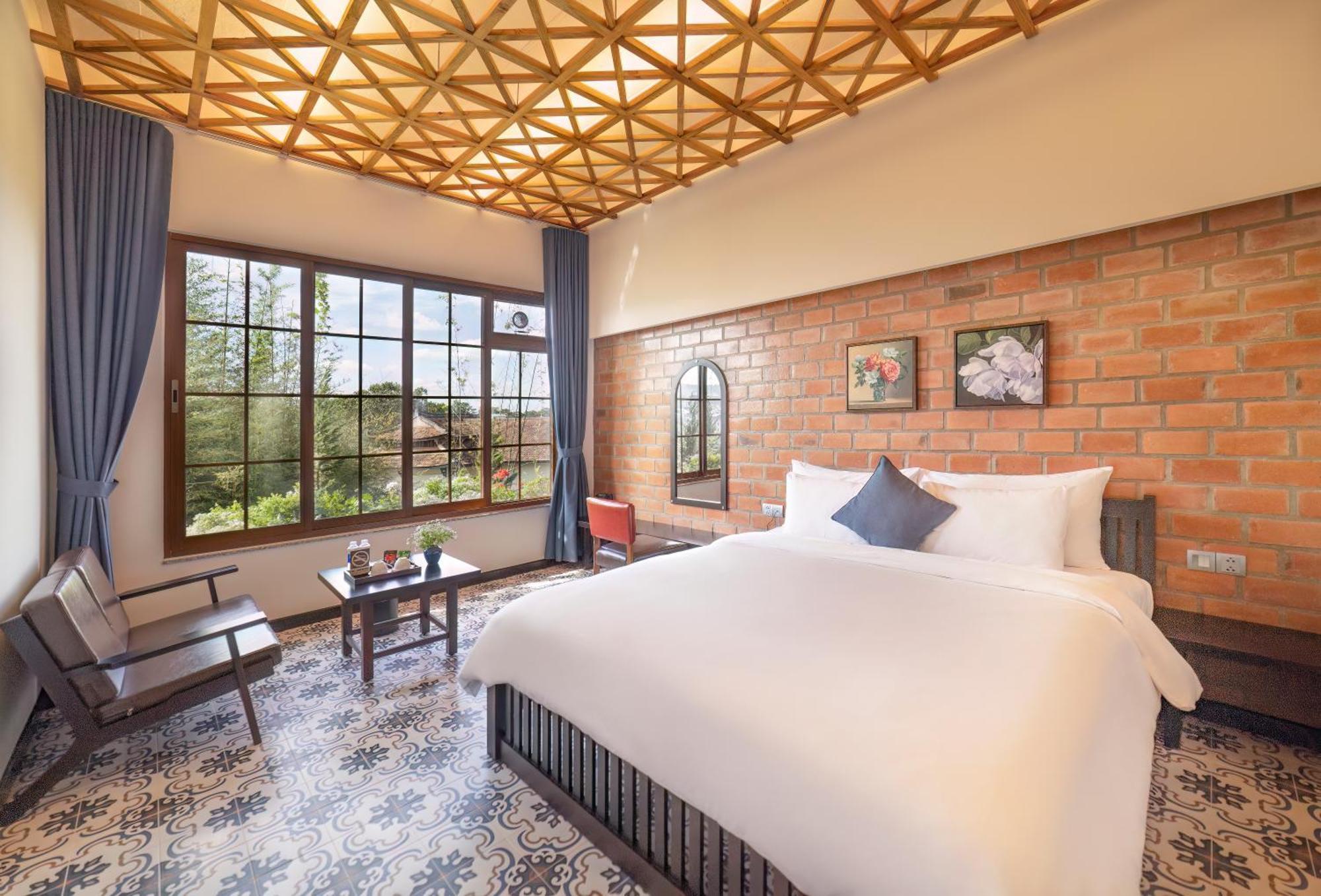 Brick House Hotel Đà Lạt