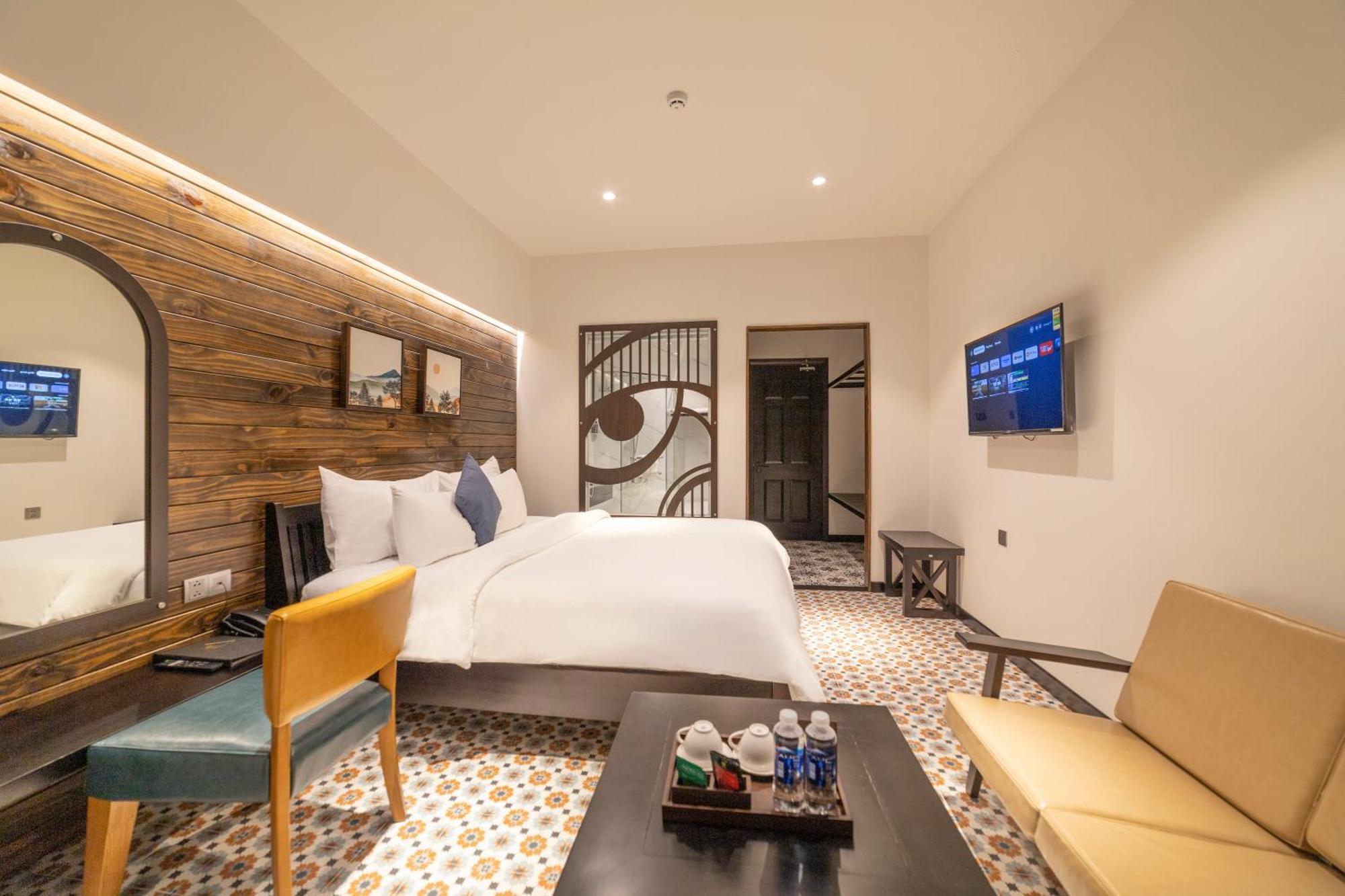 Hotel Brick House 3*
