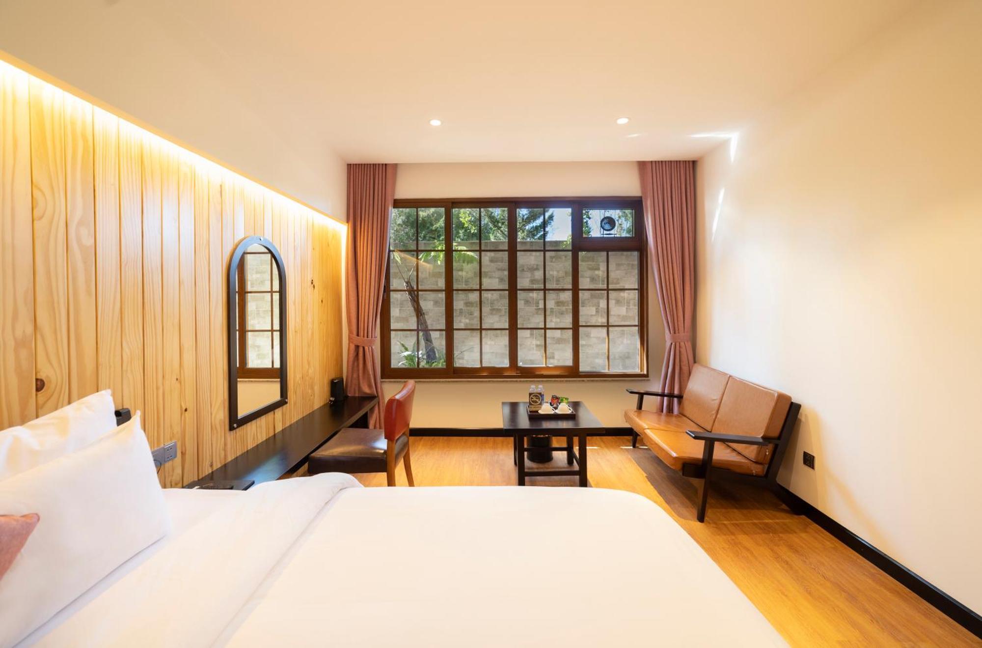 Brick House Da Lat