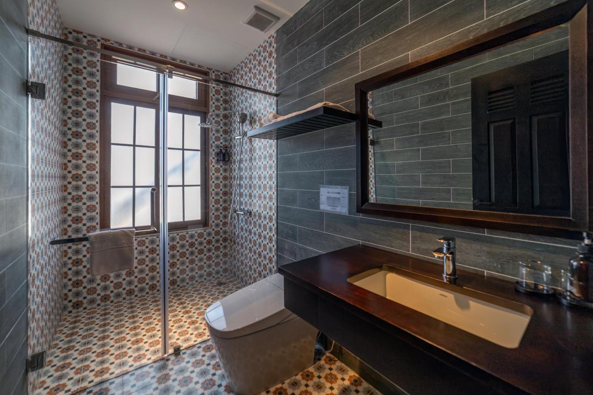 Hotel Brick House Đà Lạt