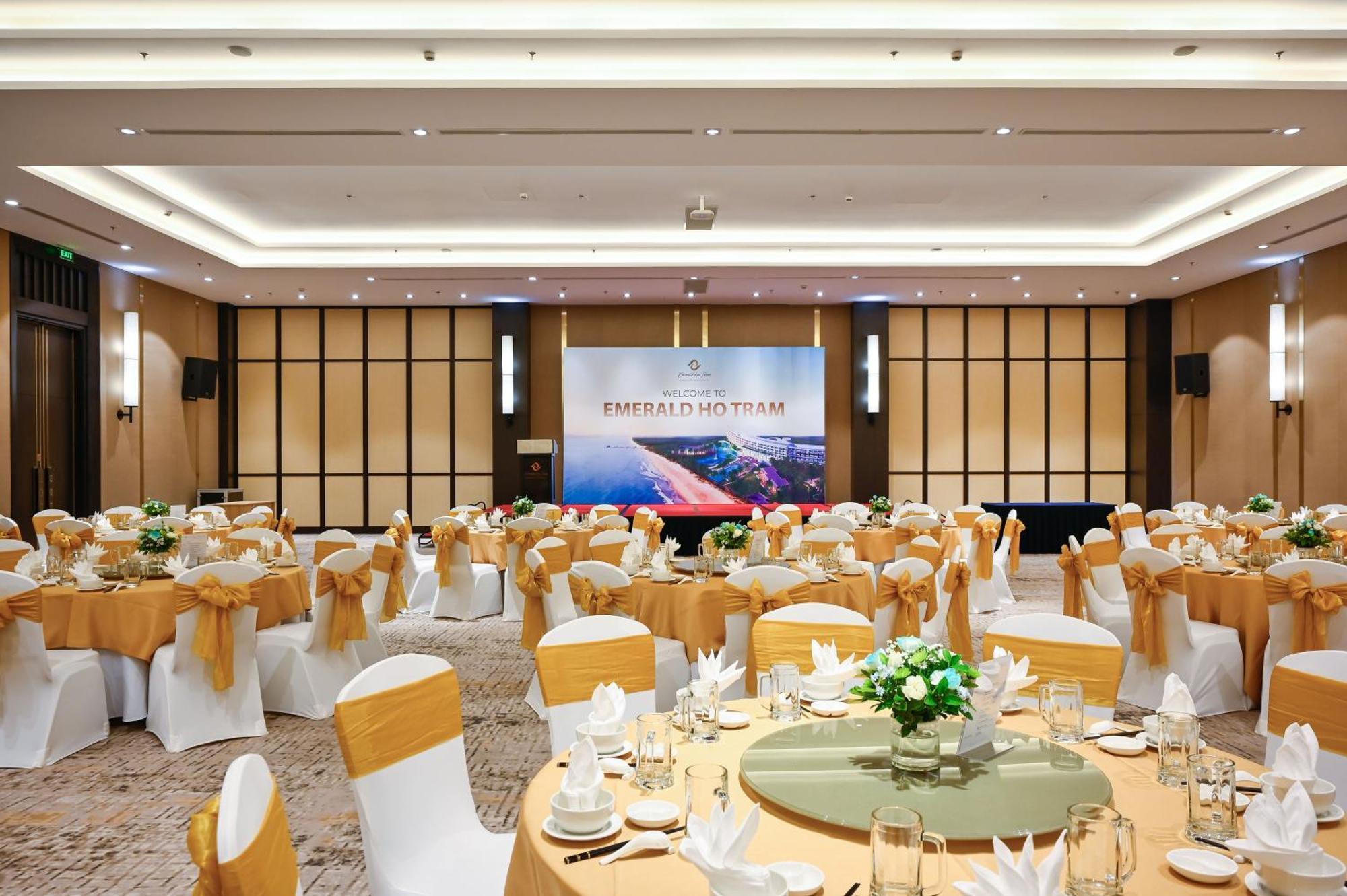 Emerald Resort 4*