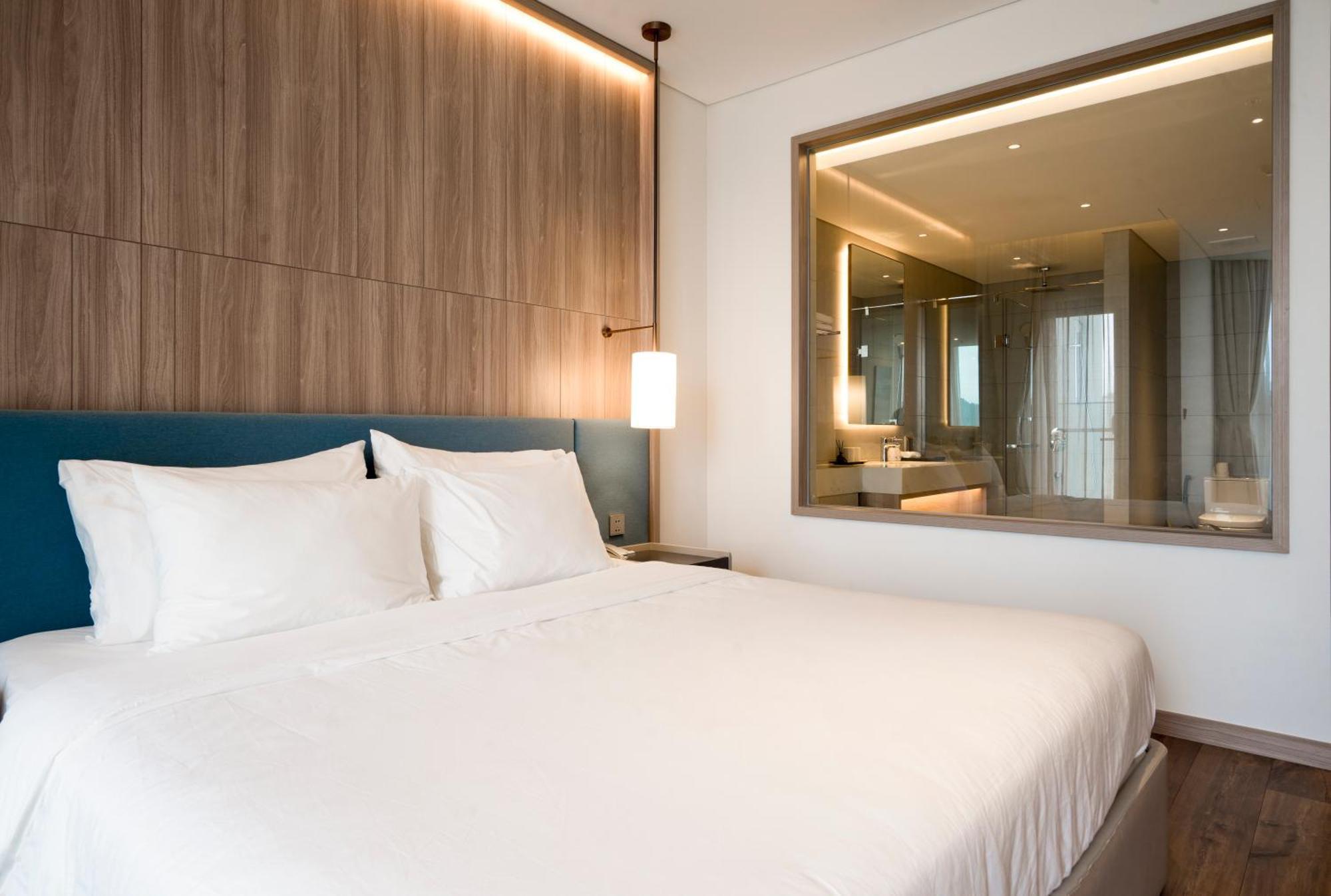 Fowlers' House By Alacarte Bay Apartment *