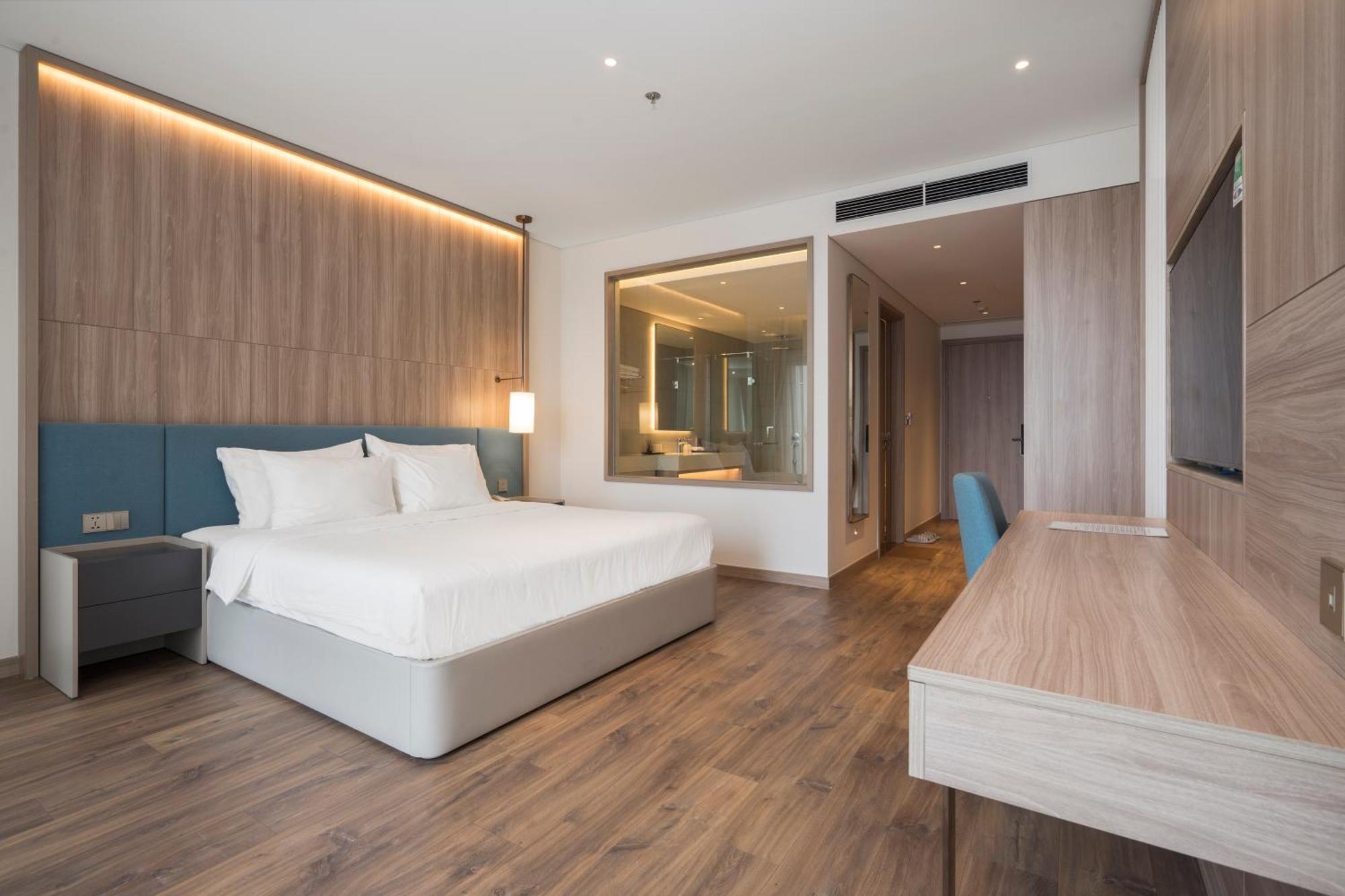 Fowlers' House By Alacarte Bay Apartment Ha Long