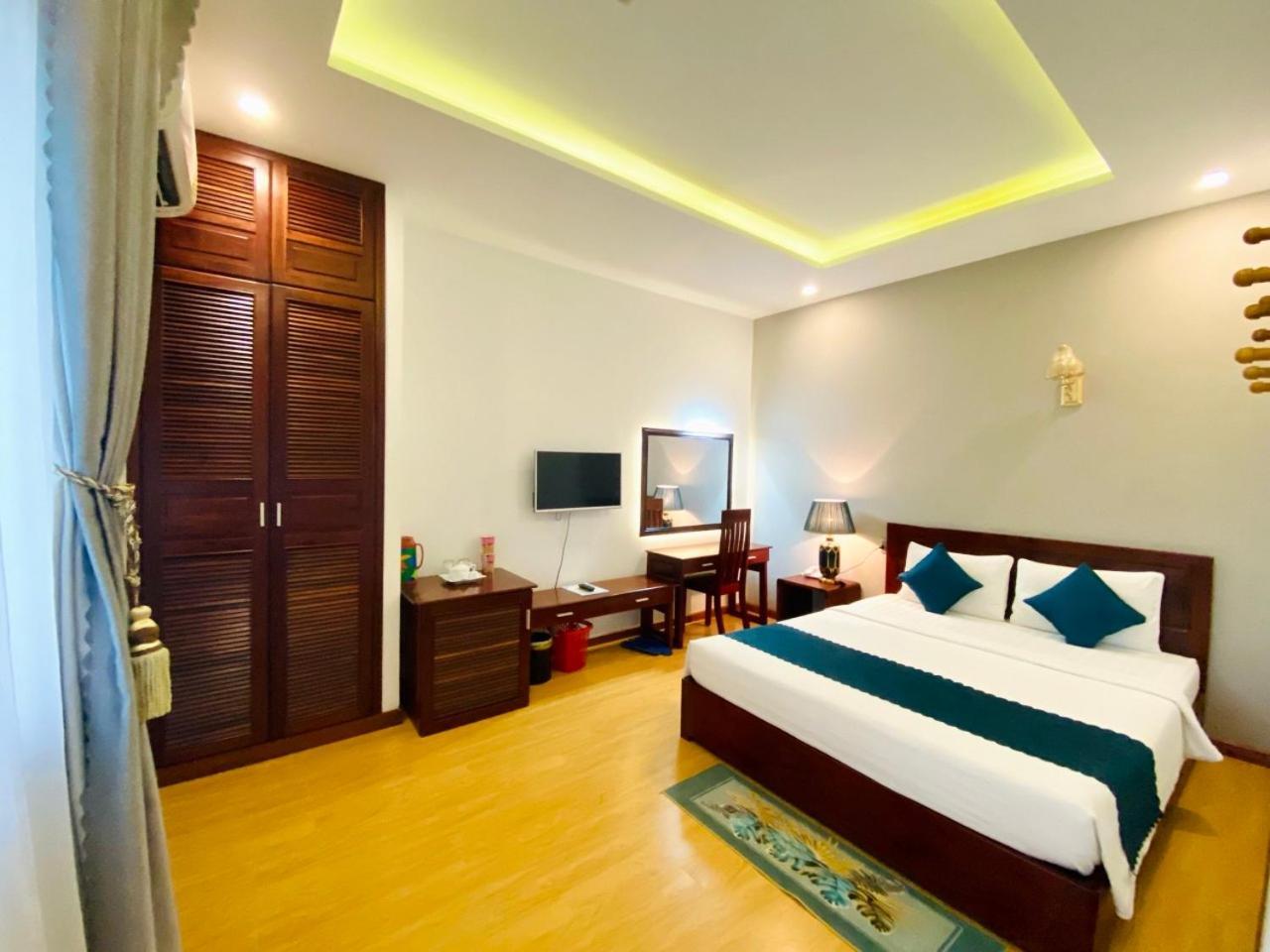 Mỹ Mỹ Khách sạn 2*