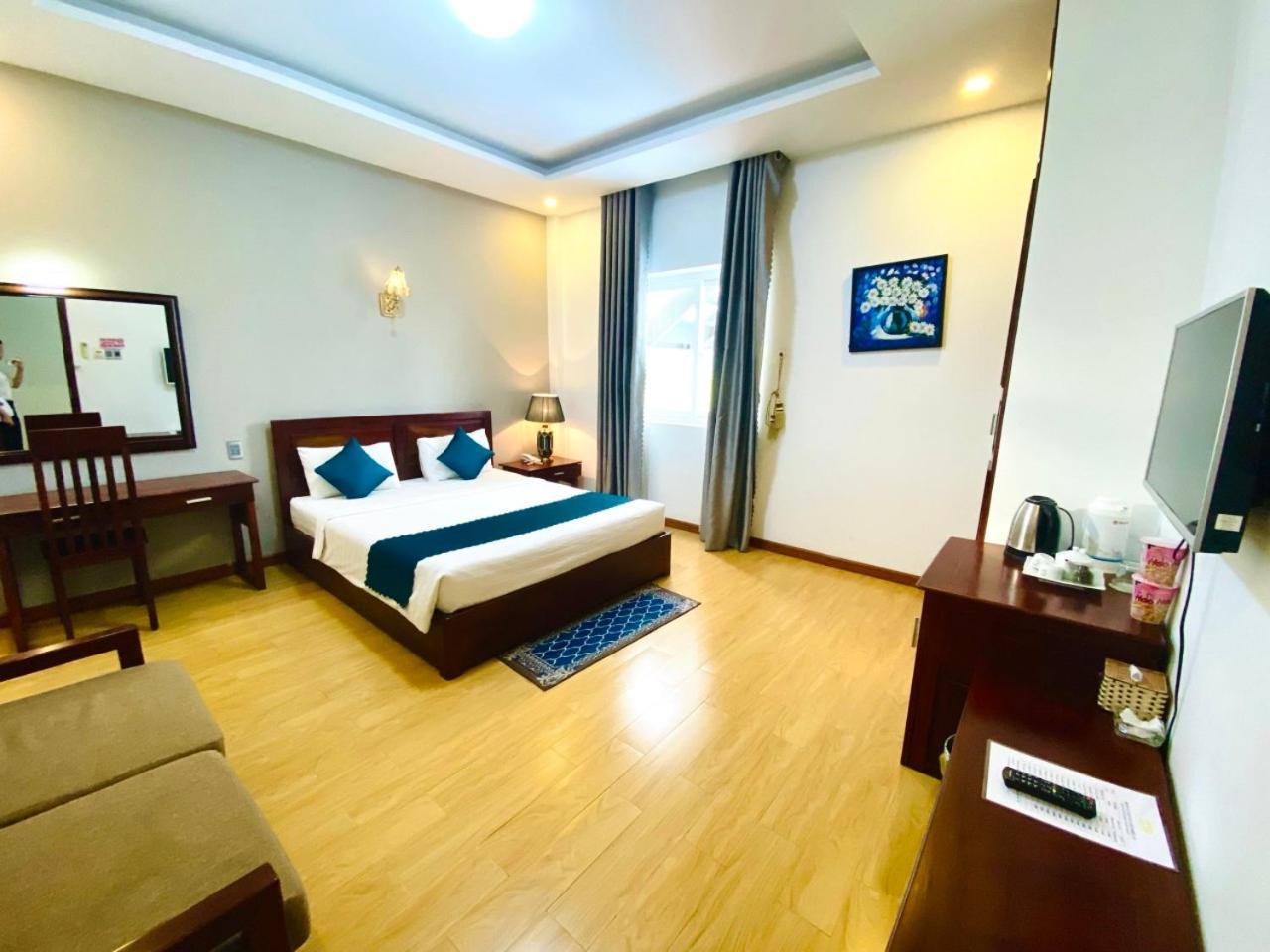 Khách sạn Mỹ Mỹ