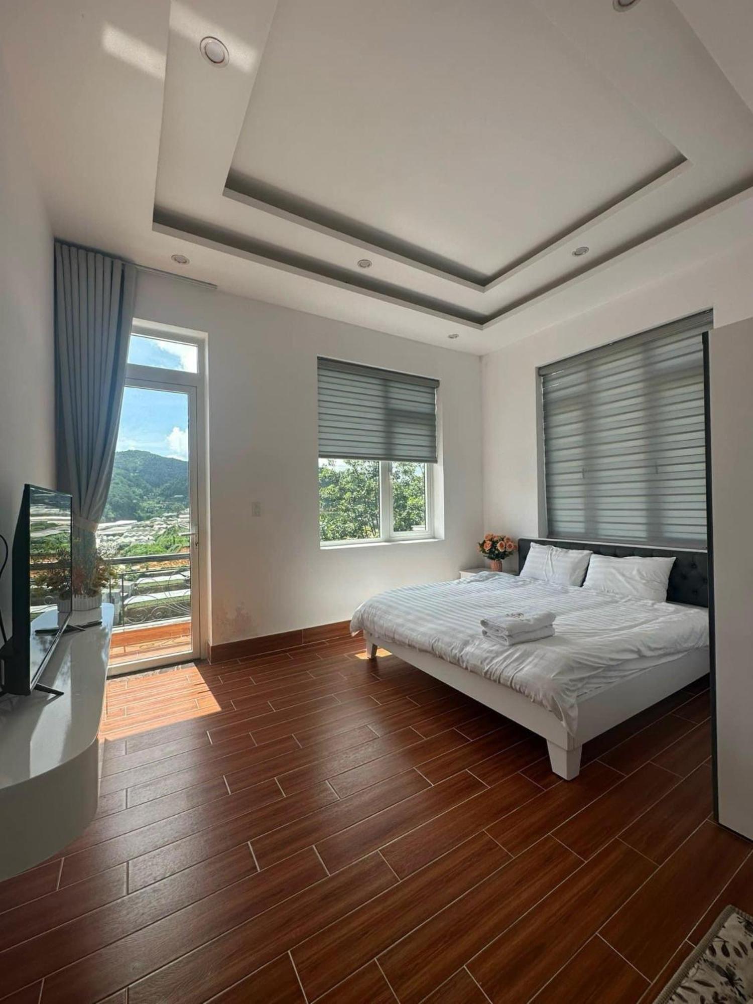 Villa Luxury Khoi Nghia Bac Son Gan Cho Dem - Gan Ho Xuan Huong Da Lat