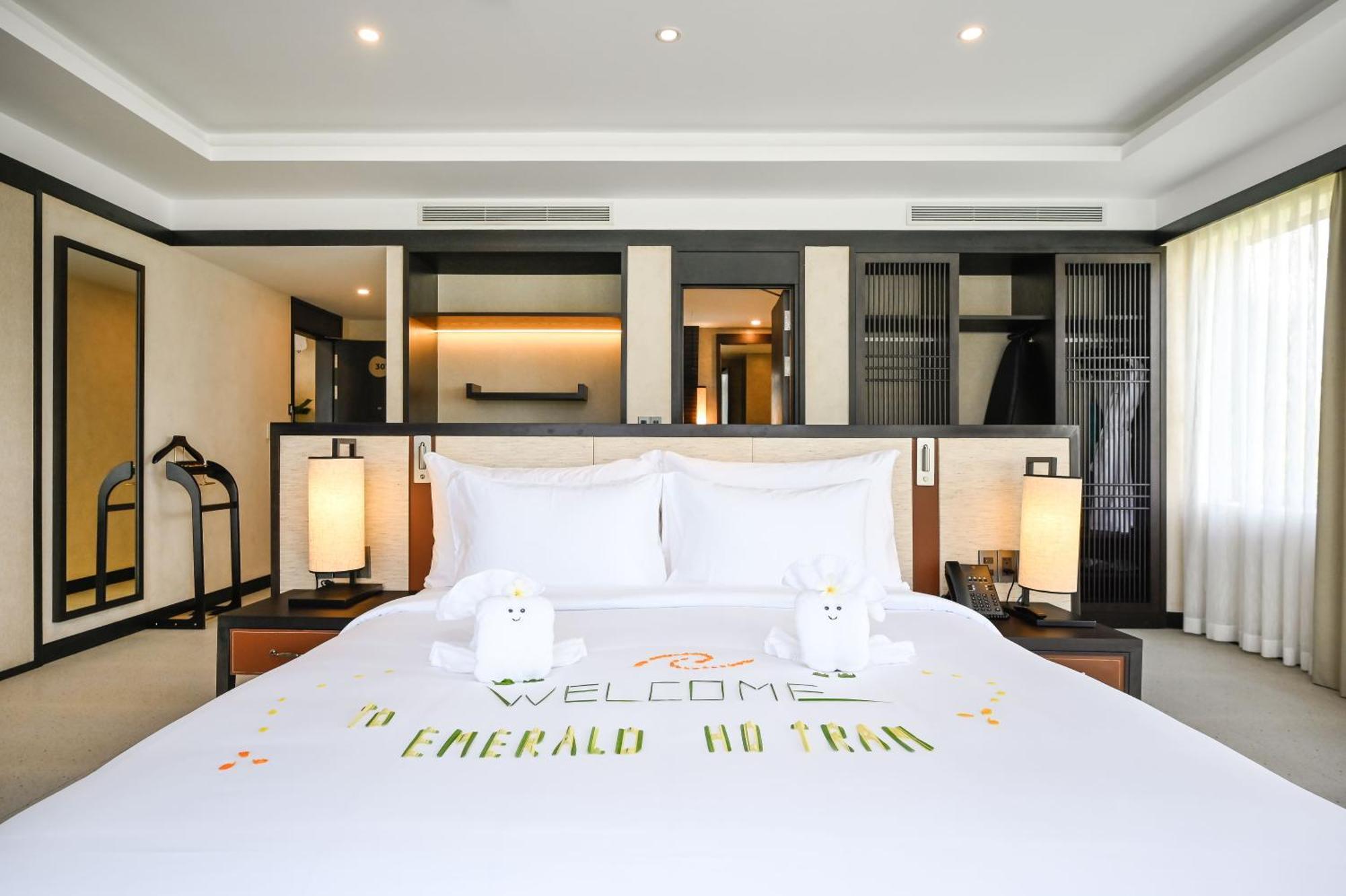 Resort Emerald 4*