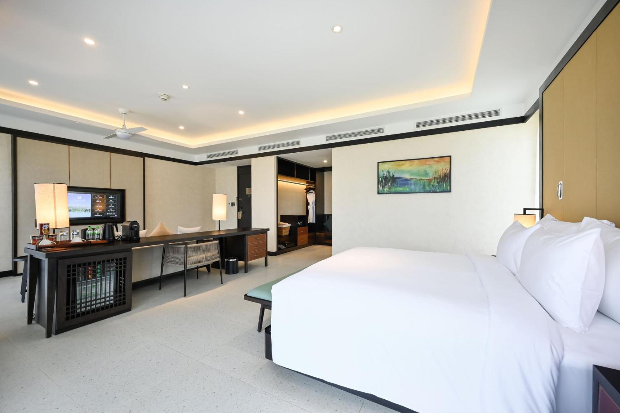 Emerald Resort 4*