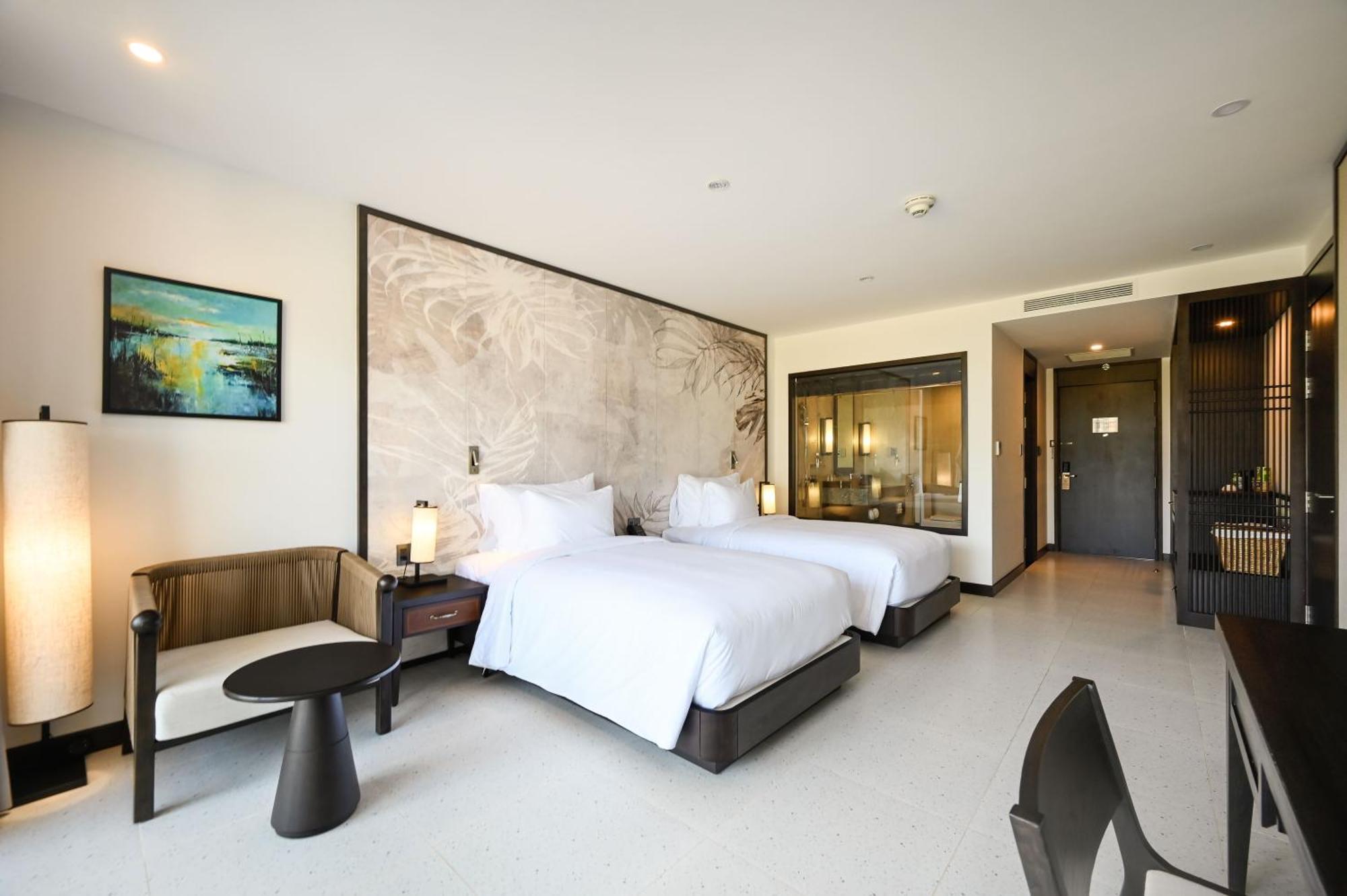 Resort Emerald 4*