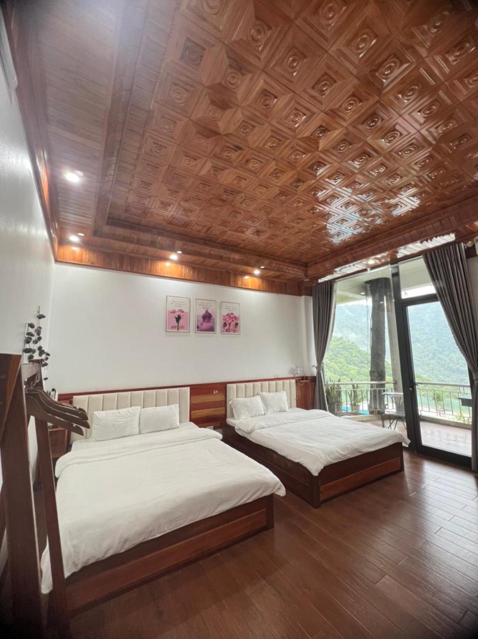 Ruby Hotel
