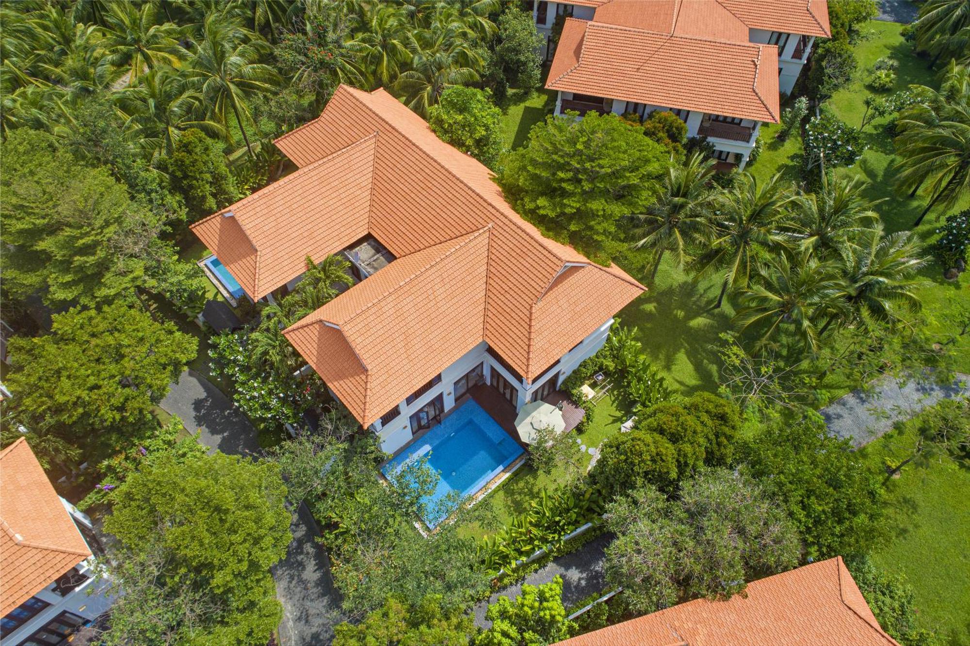 Seaside Villa *