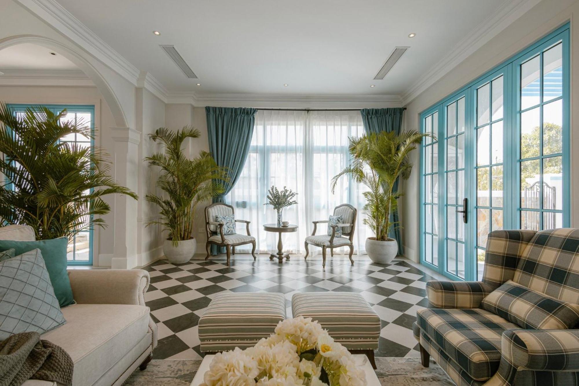 - Biet Thu Nghi Duong Villa Ha Long