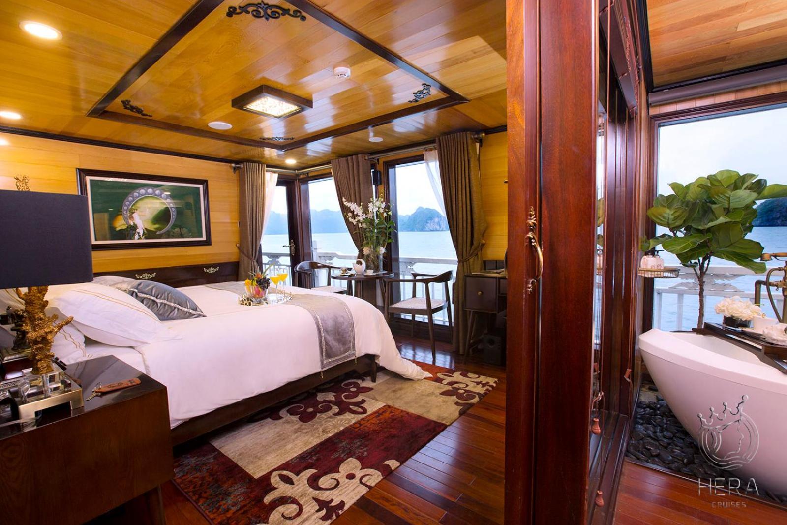 Hera Grand Lux Cruise On Bay 