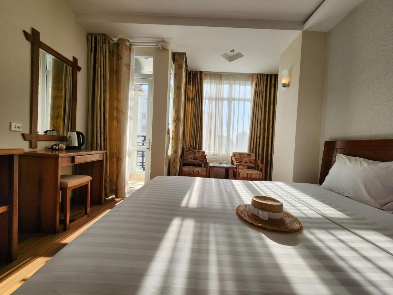 Hotel Golden Sea 3*