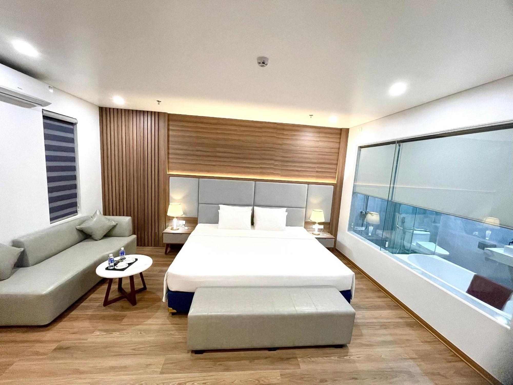 Halong Hotel