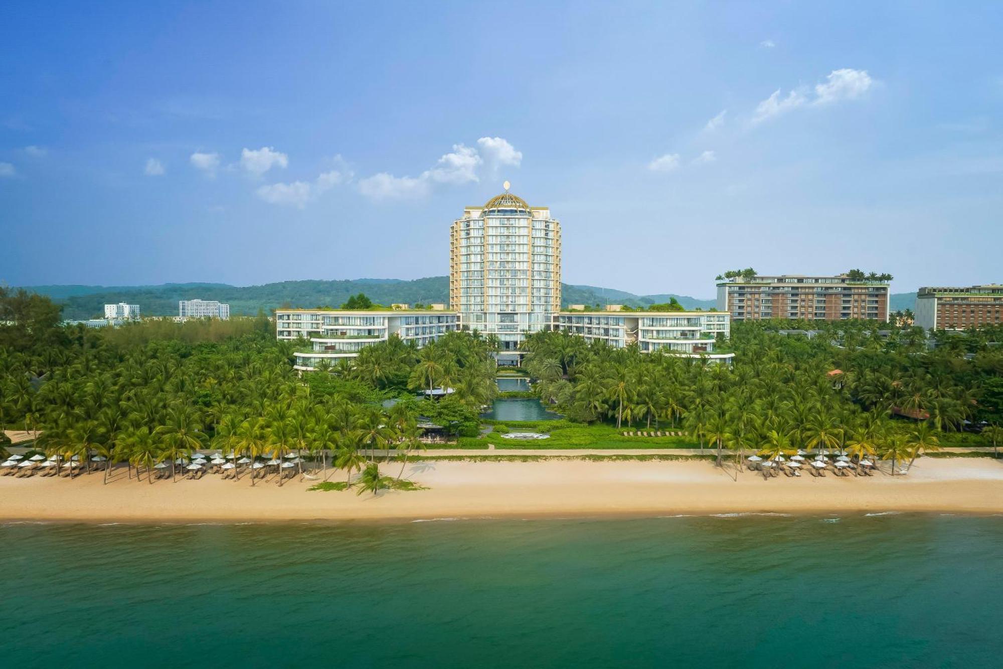 Intercontinental Long By Ihg