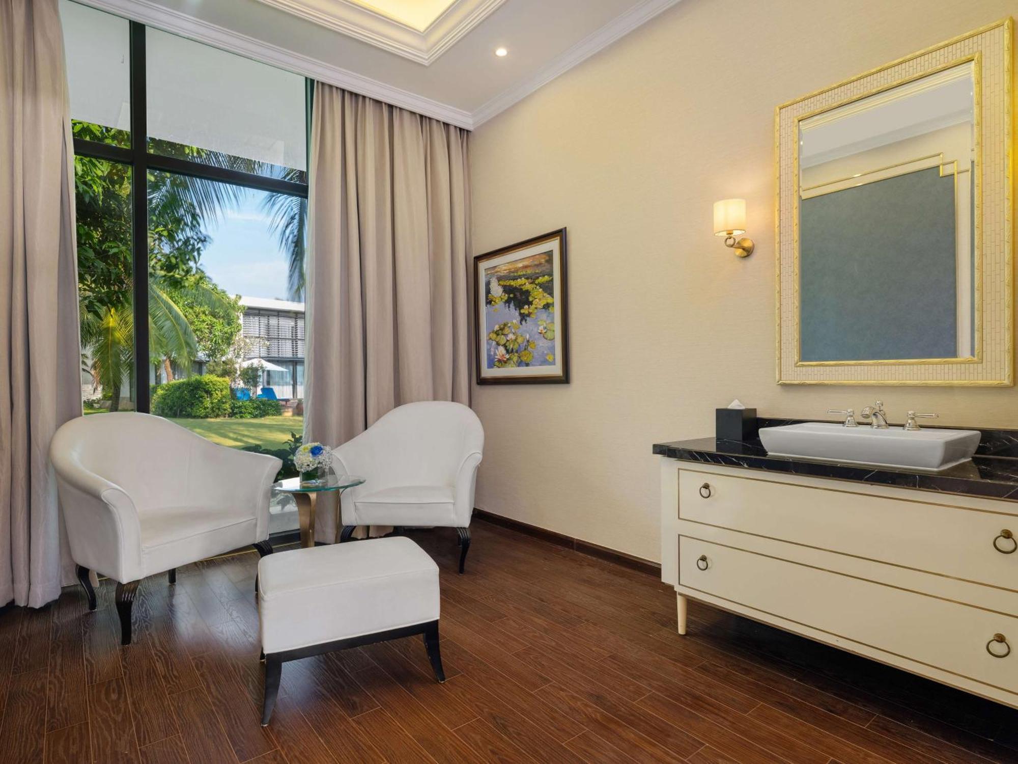 Radisson Blu Resort