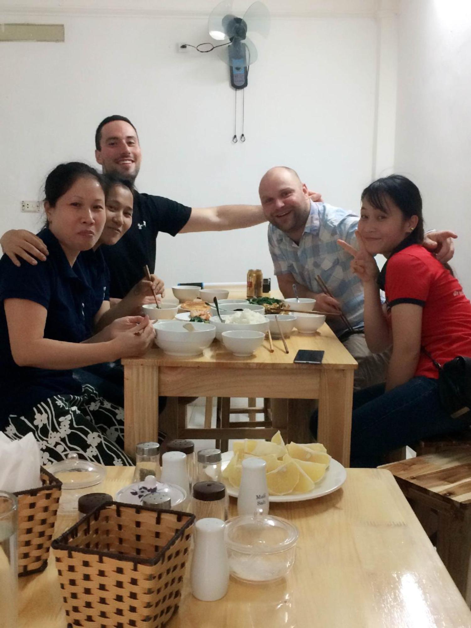 Hostel Thuc At 3Am - Hanoi Lotus