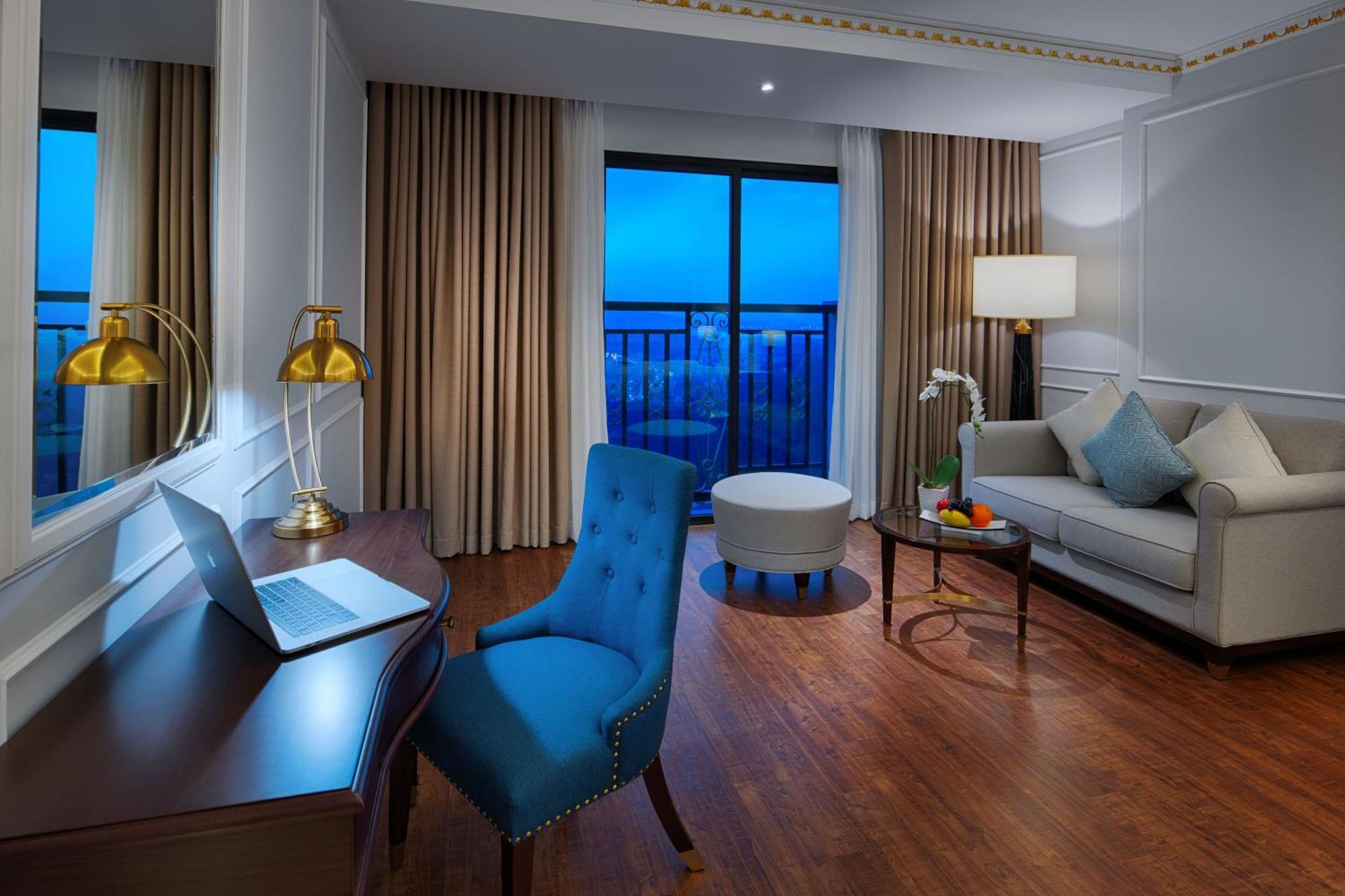 Khách sạn Flc Halong Bay Golf Club & Luxury