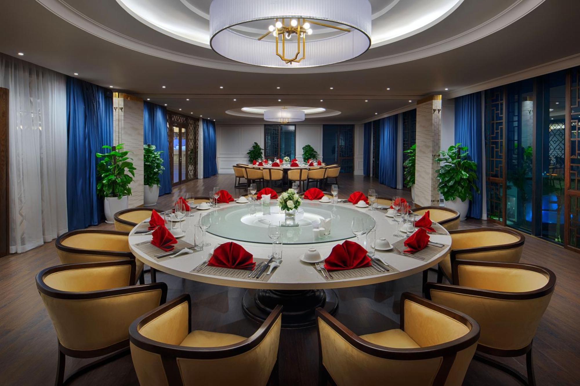 Hotel Flc Halong Bay Golf Club & Luxury