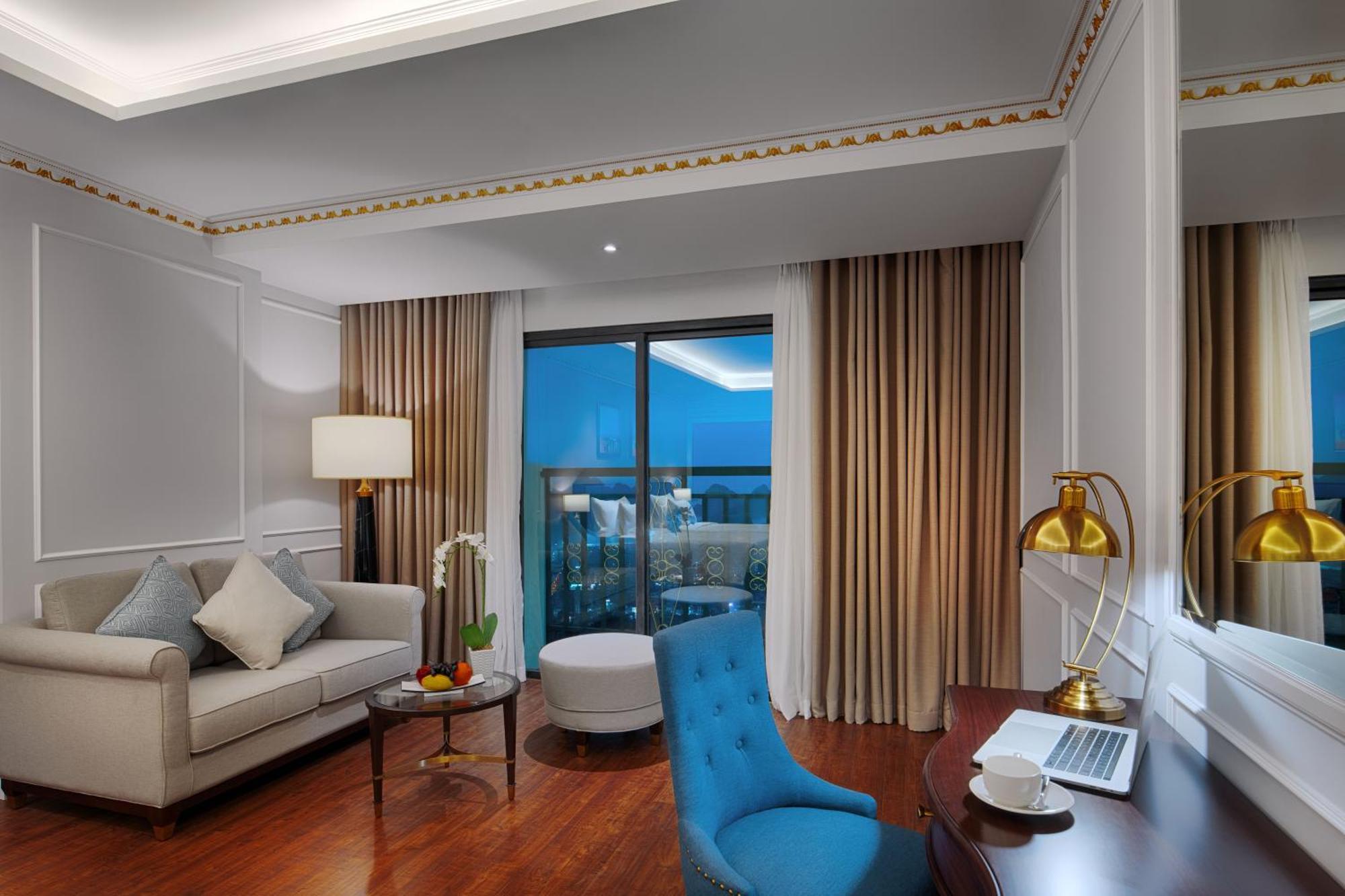 Flc Halong Bay Golf Club & Luxury