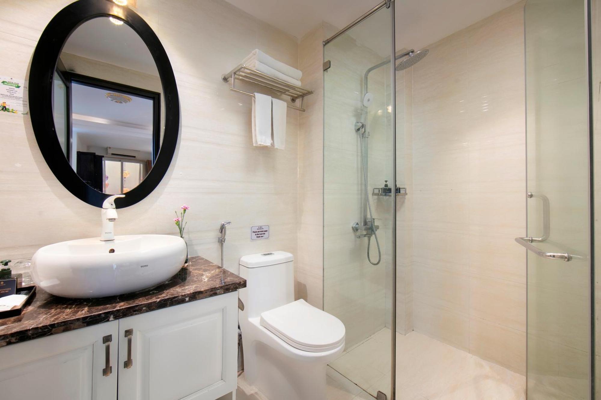 Khách sạn Harmonia & 4*