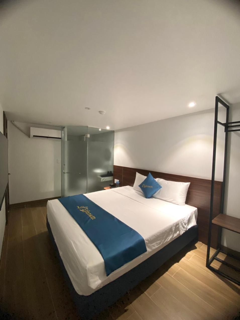 Khách sạn Elysinam Boutique 3*