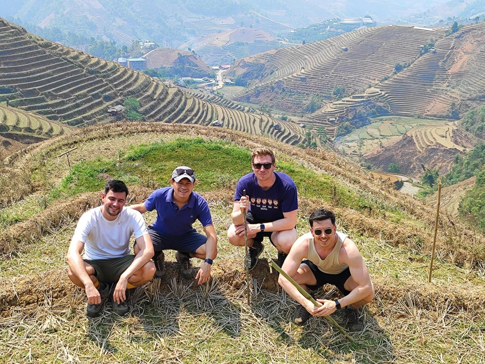 Lodge & Trekking *