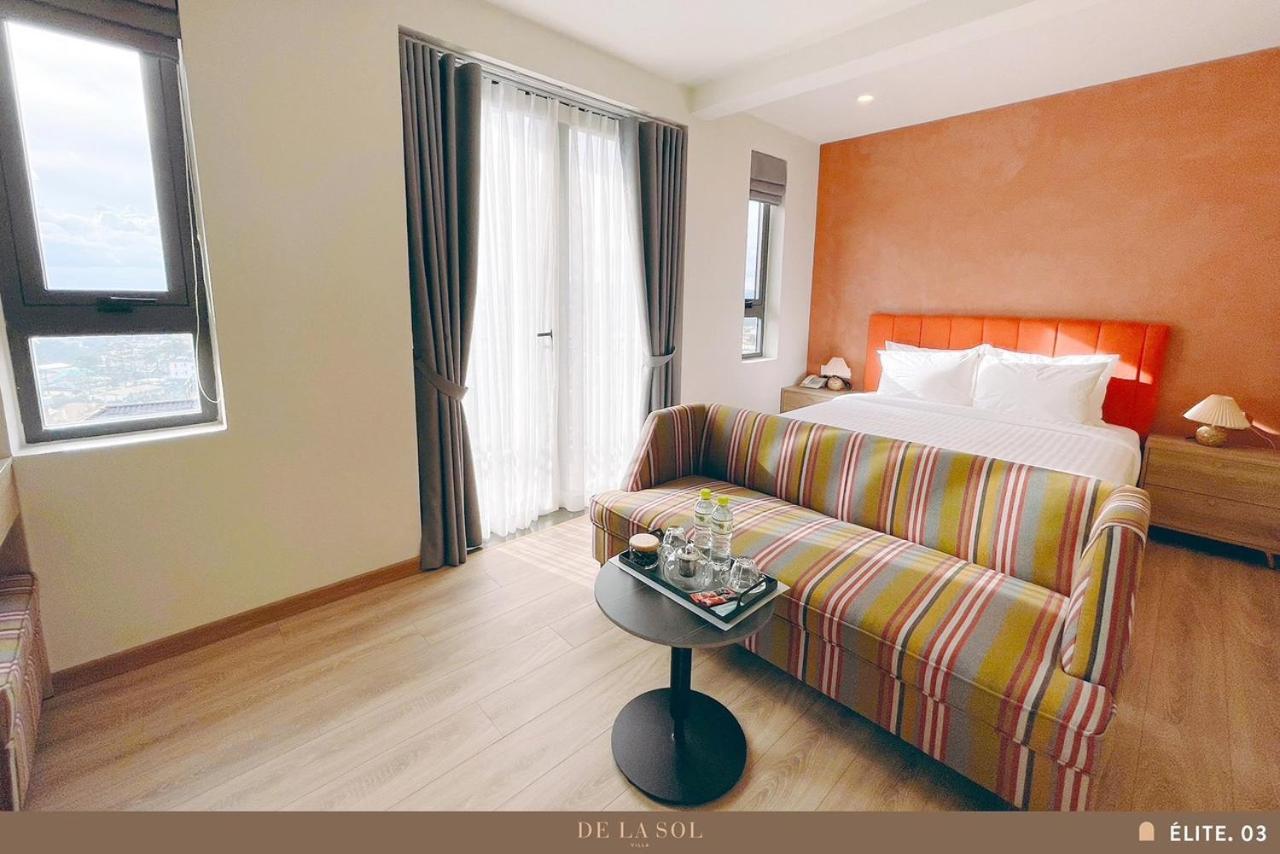 Hotel De La Sol 3*