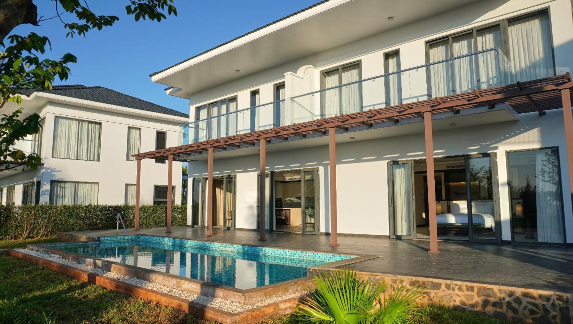 Resort Emerald
