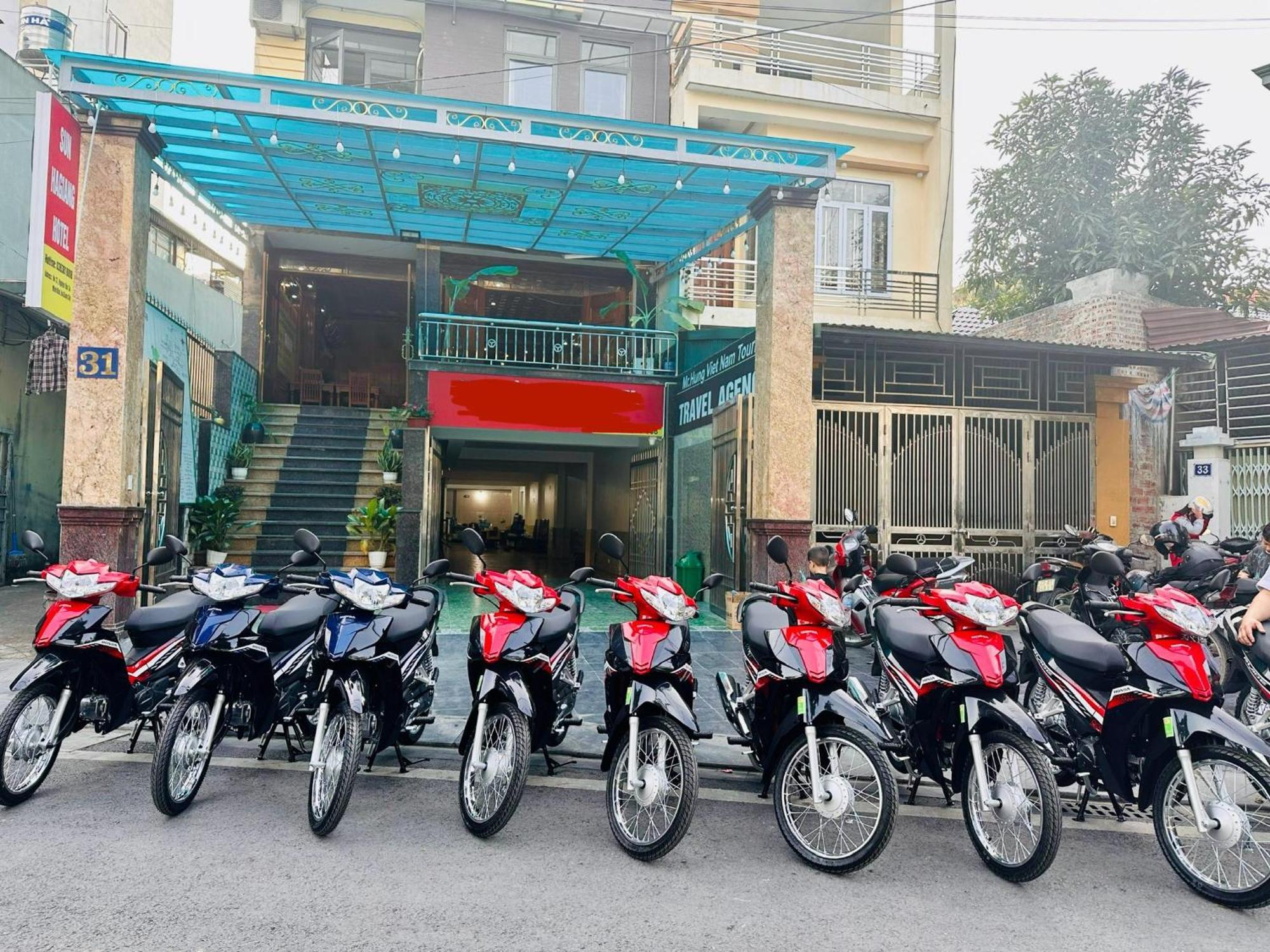 Ban Bang Tours & Motorbike Ha Giang