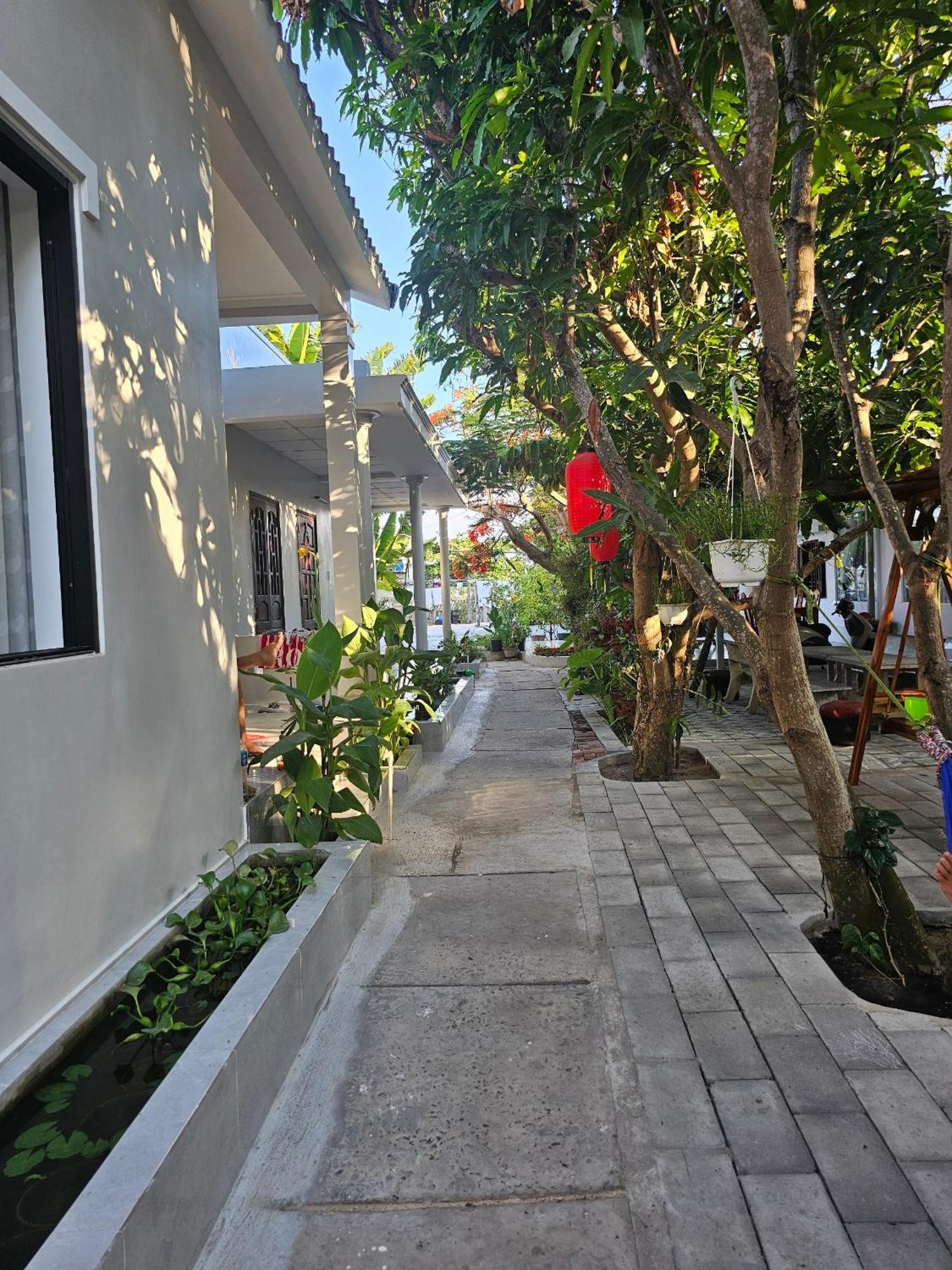 Cay Phuong Guest house *