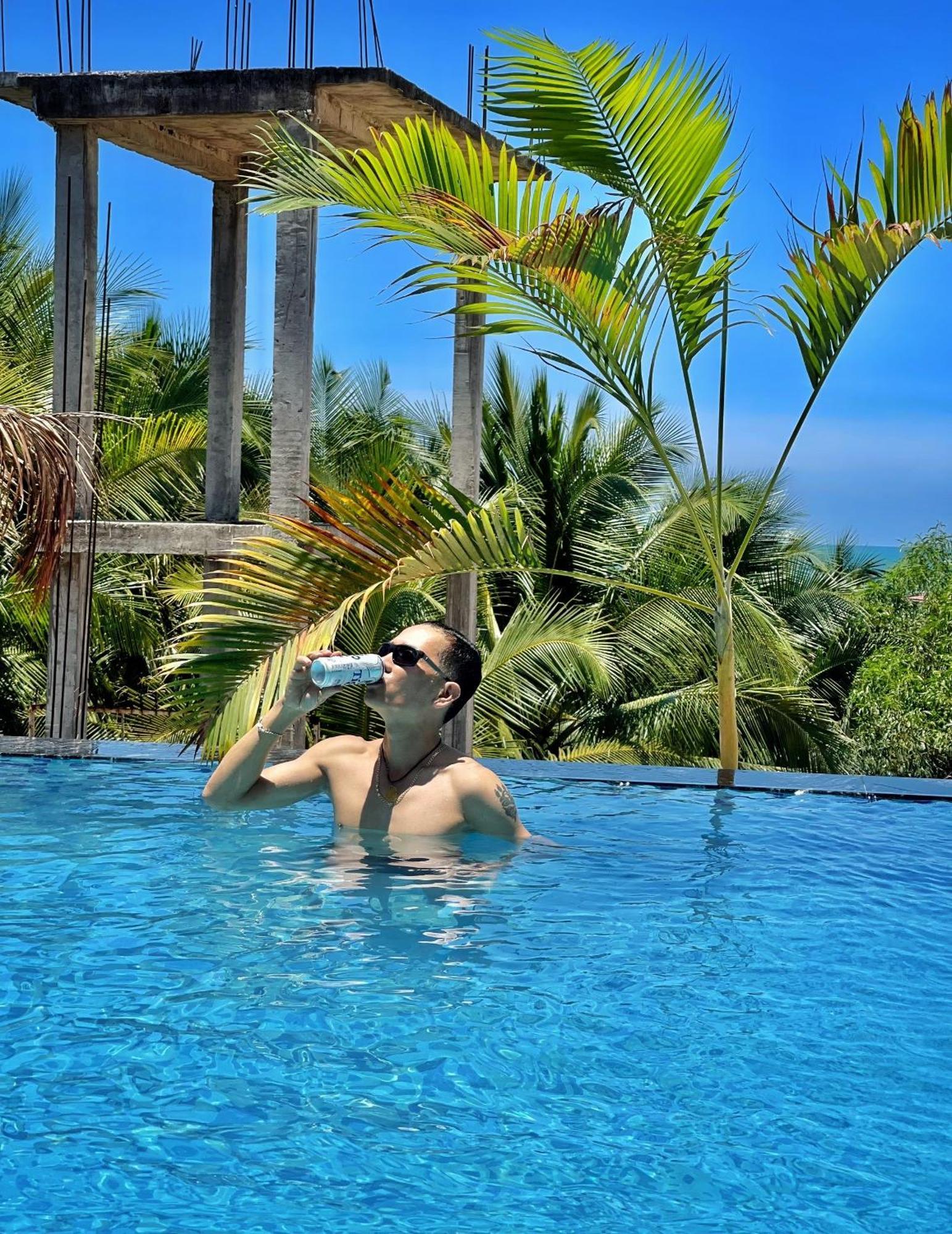 Hotel An Vinh Analog House - Le Bonheur *