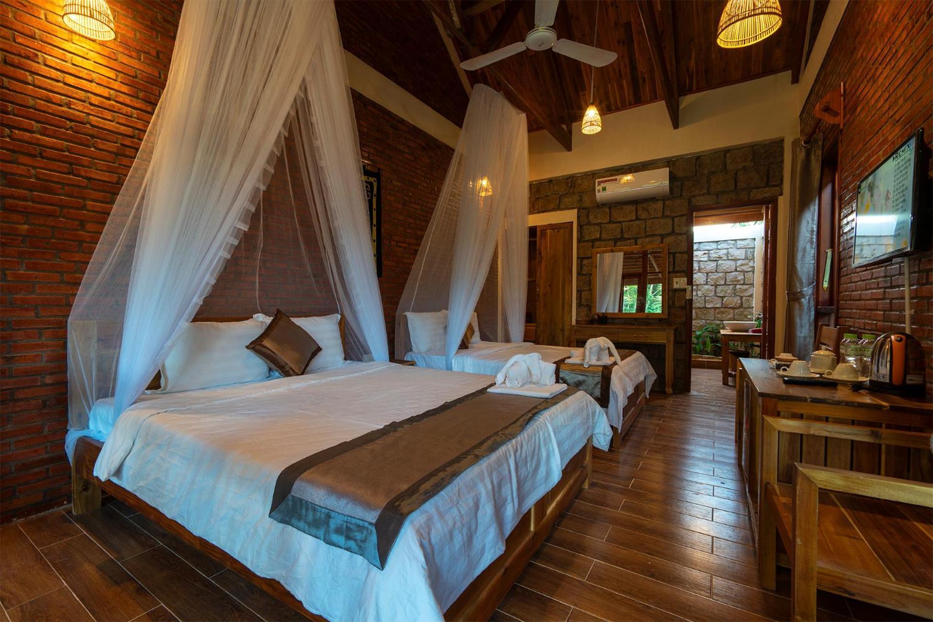 Island Resort 3*