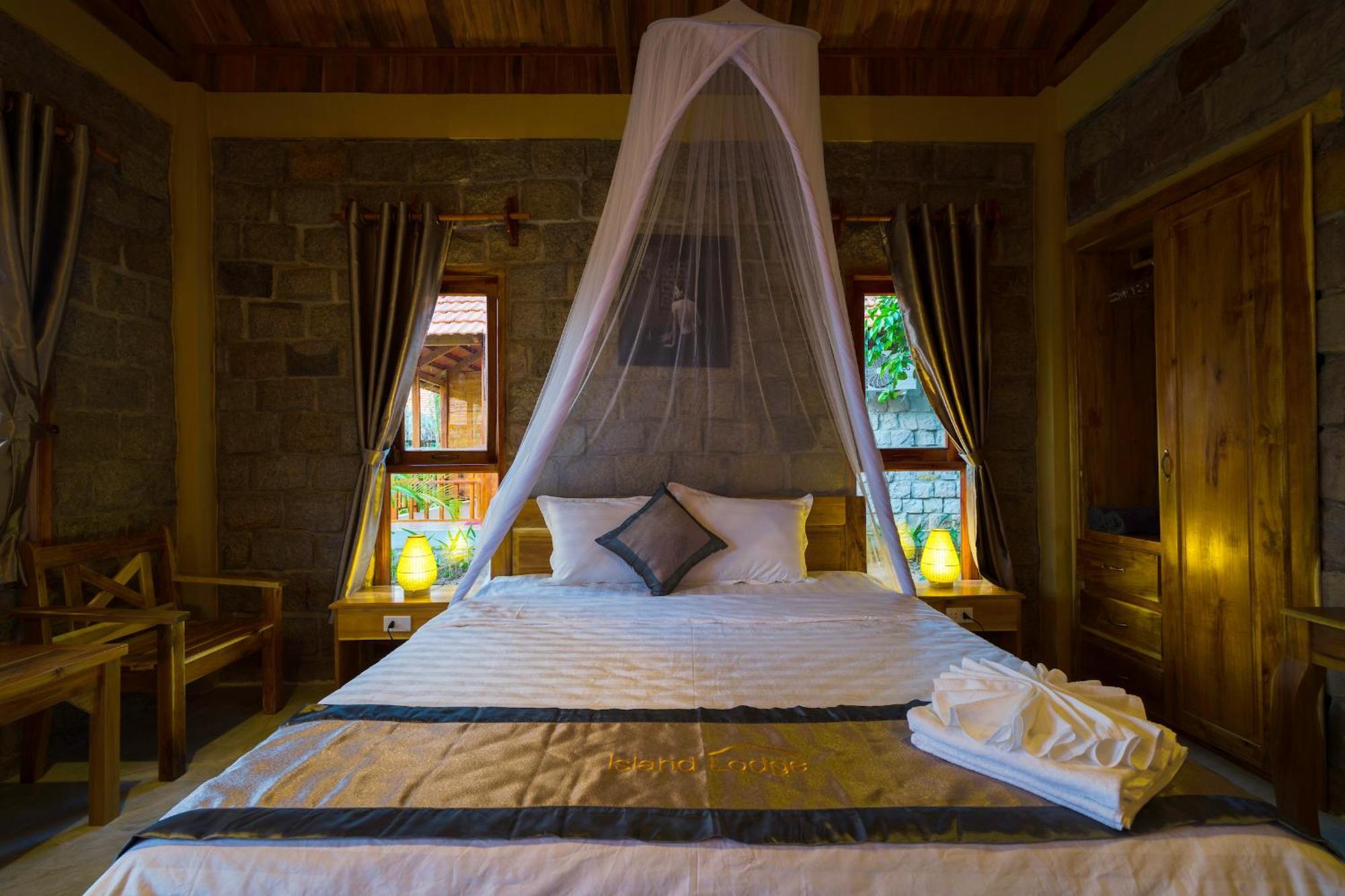 Island Resort 3*