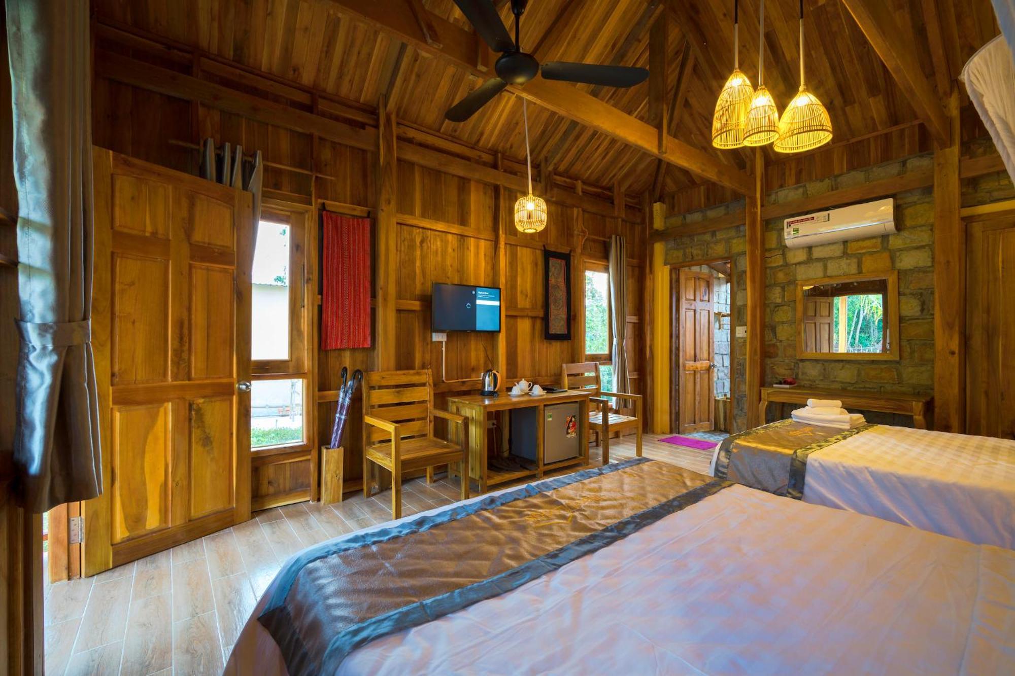 Resort Island 3*
