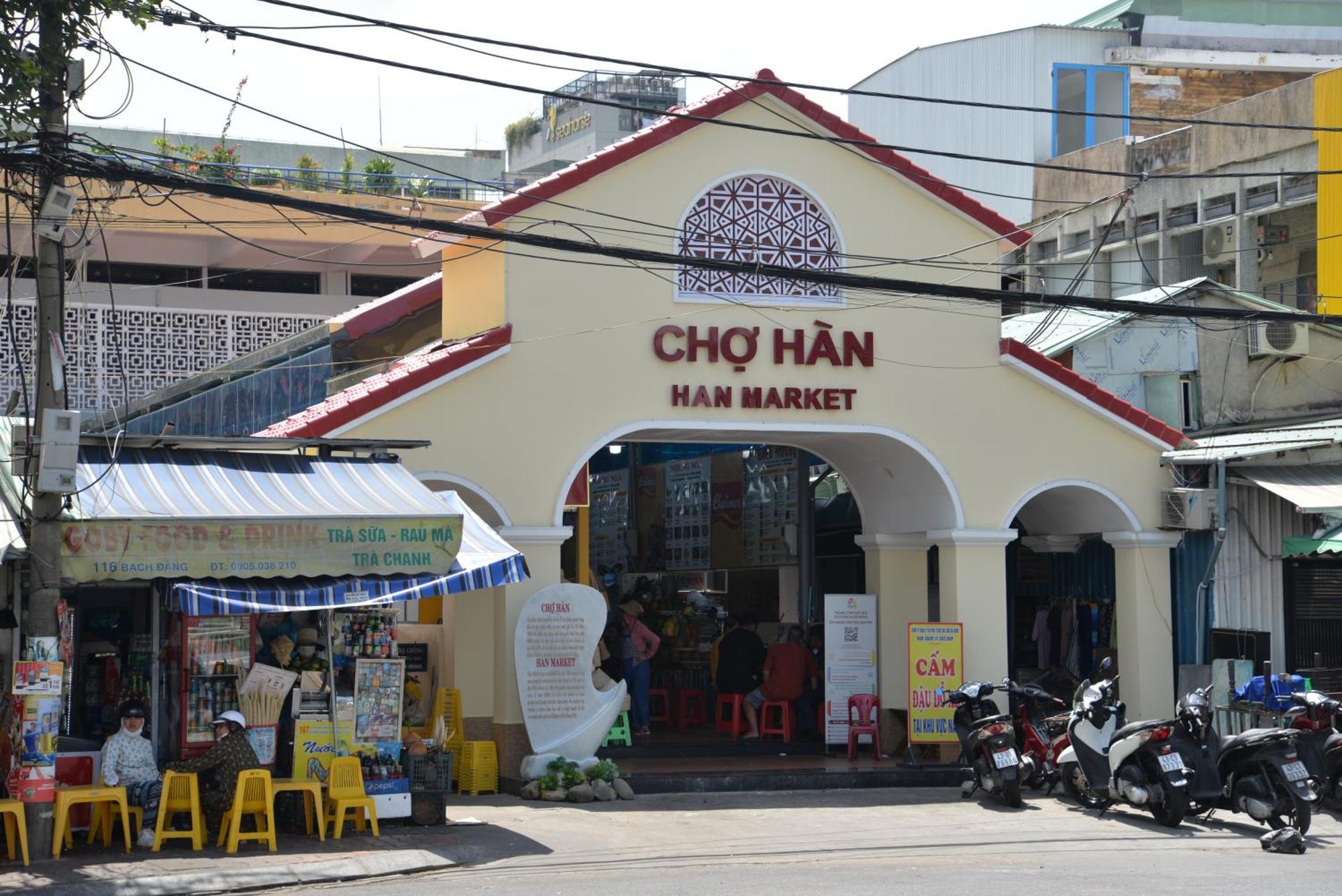 Satya Market Hotel