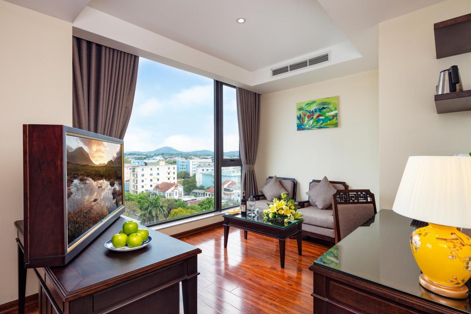 Hotel Thanh Lich Royal Boutique