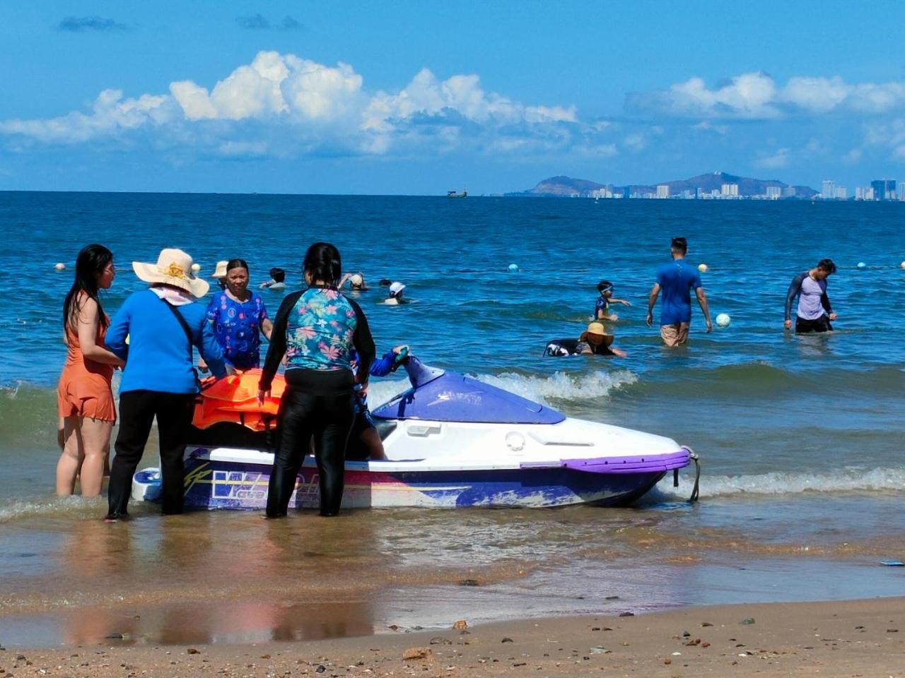 Khách sạn Quoc An Long Hải
