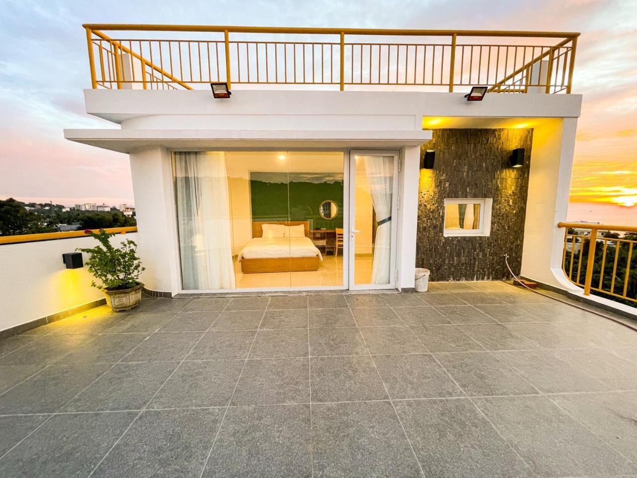 Hotel Sailing Phu Quoc