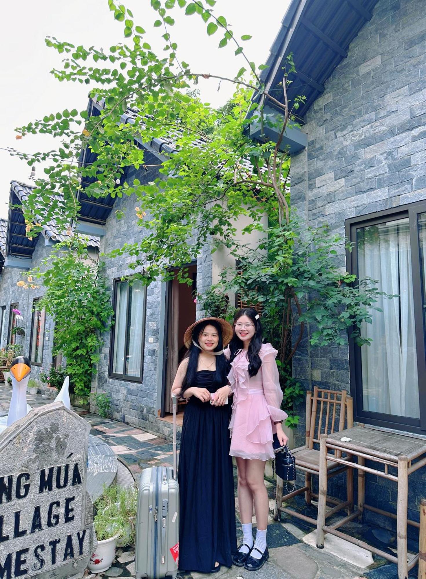 Hang Mua Village Homestay *